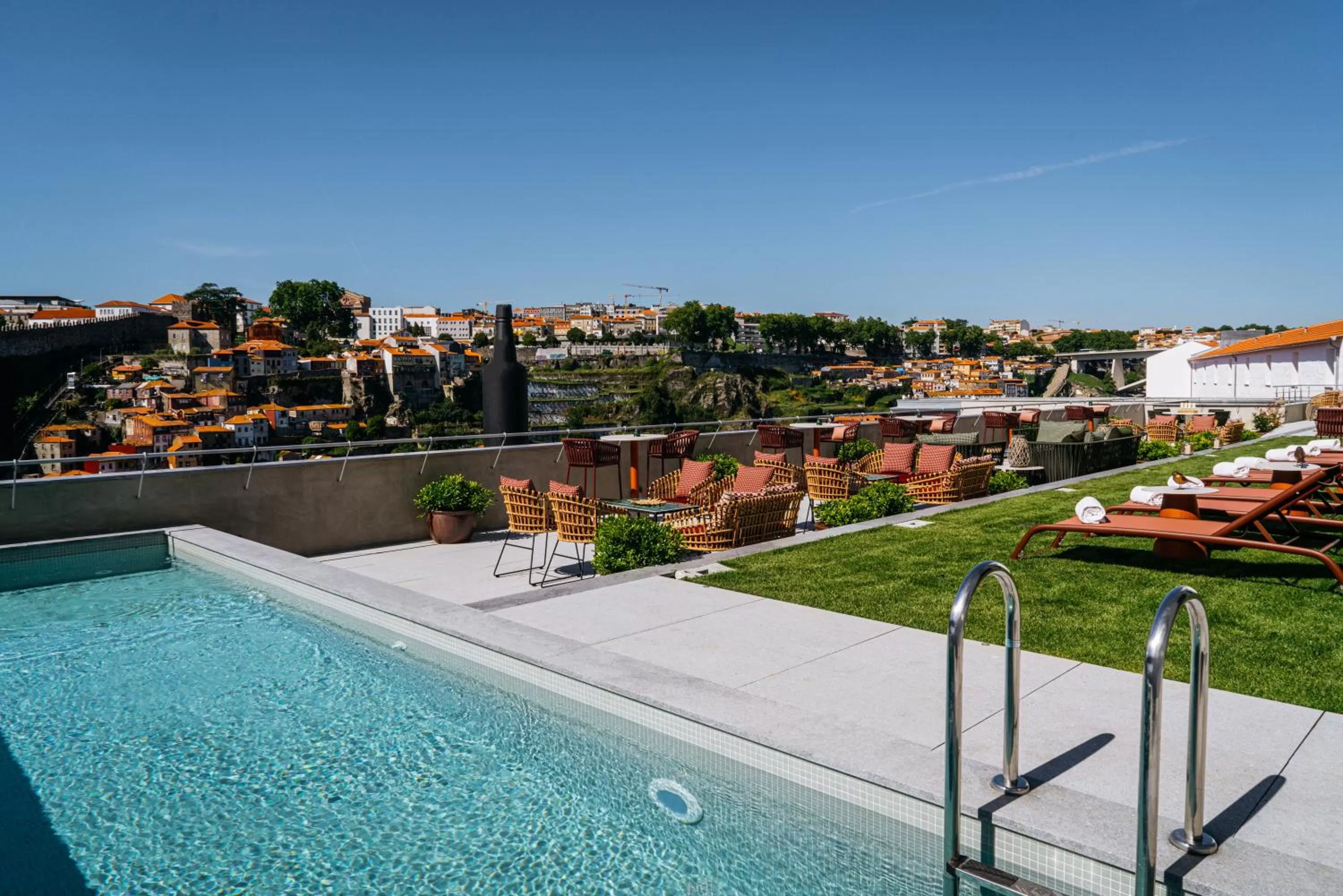 Balcony/Terrace in Vincci Ponte de Ferro