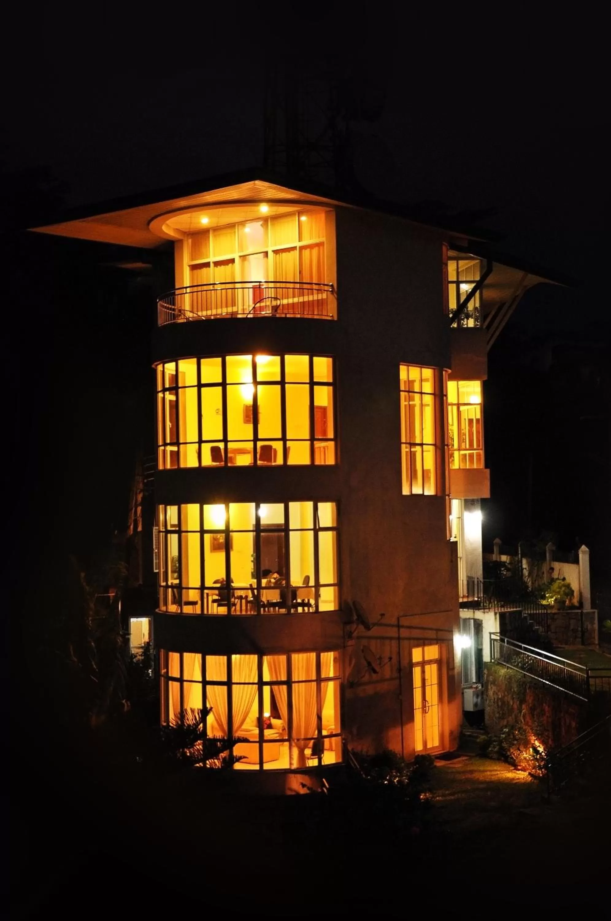 Property Building in Kandyan View Holiday Bungalow ''Free Pickup From Kandy city''