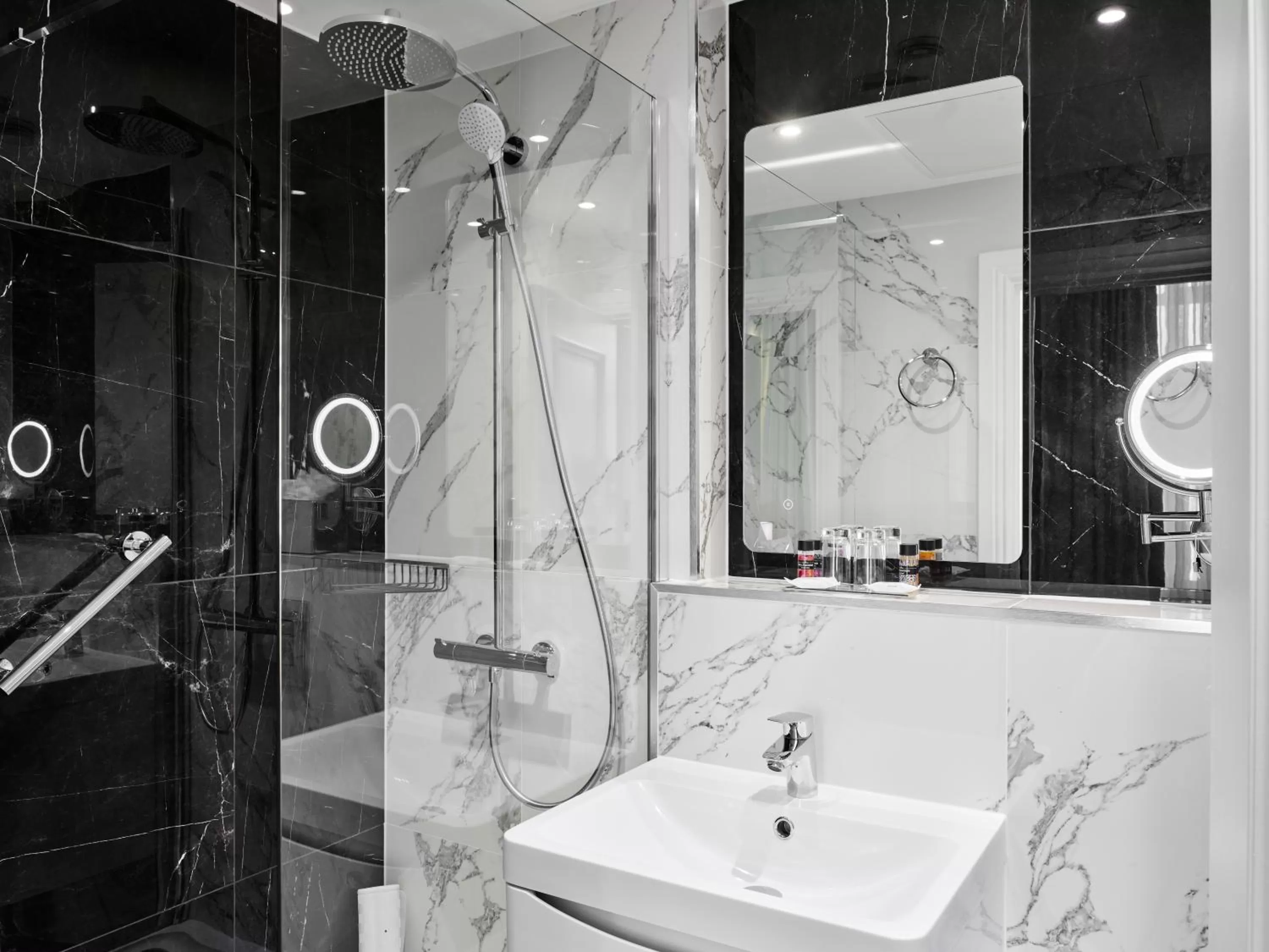 Bathroom in Dover Marina Hotel & Spa, Tapestry Collection by Hilton