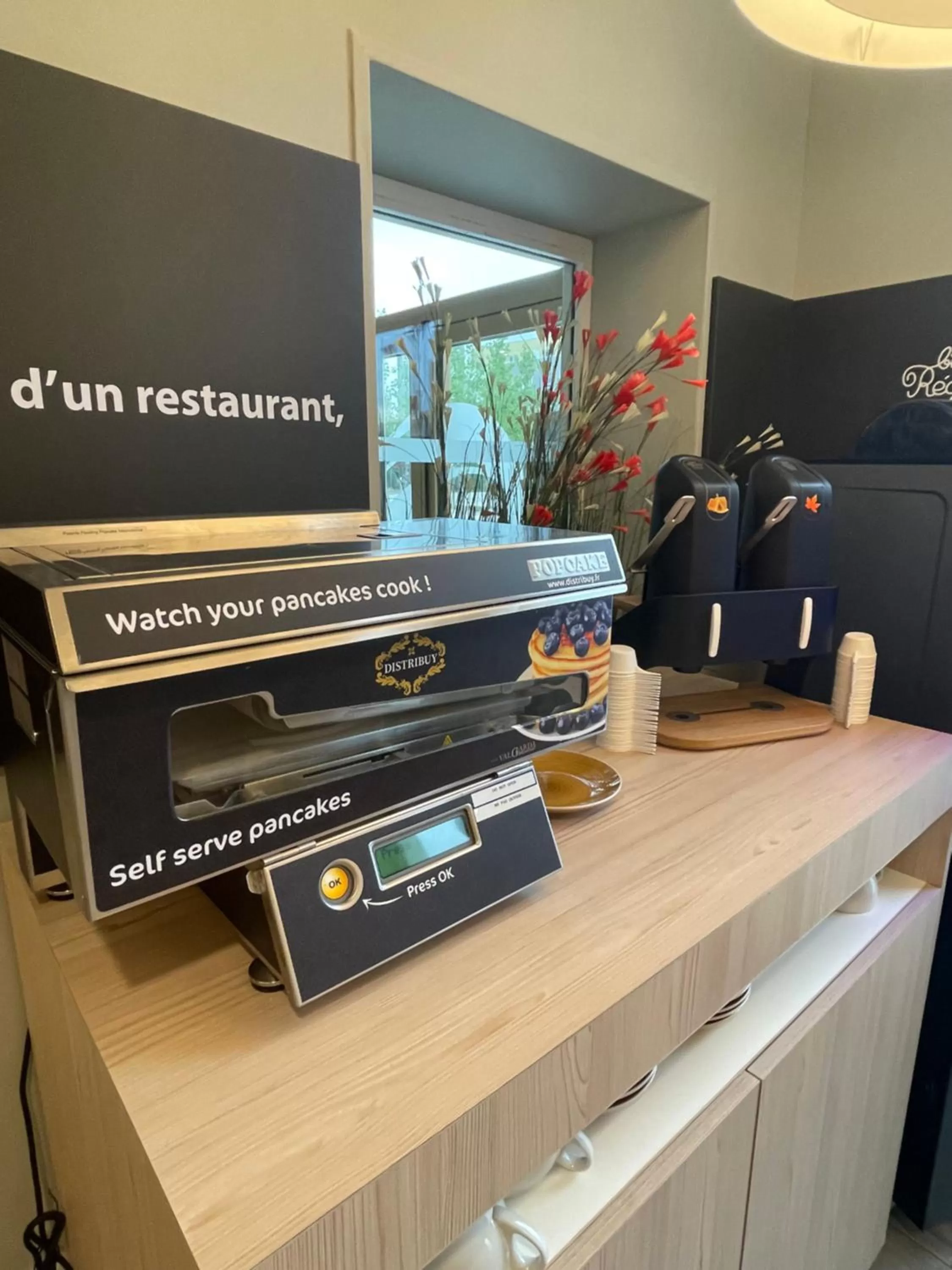 Breakfast in Hôtel Amiens Sud