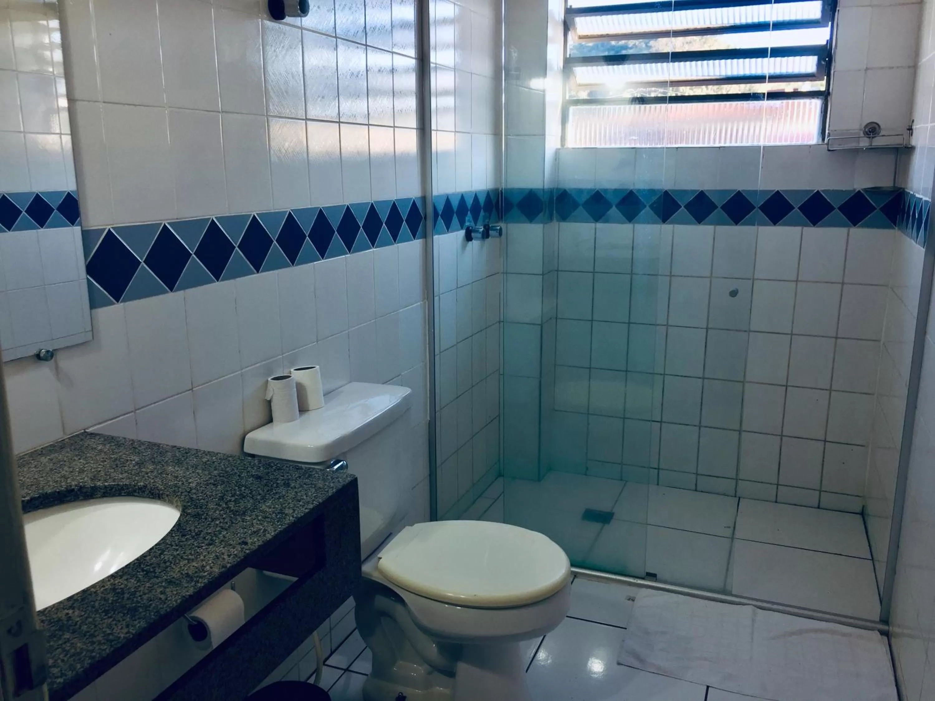 Bathroom in Hotel Líder - By UP Hotel