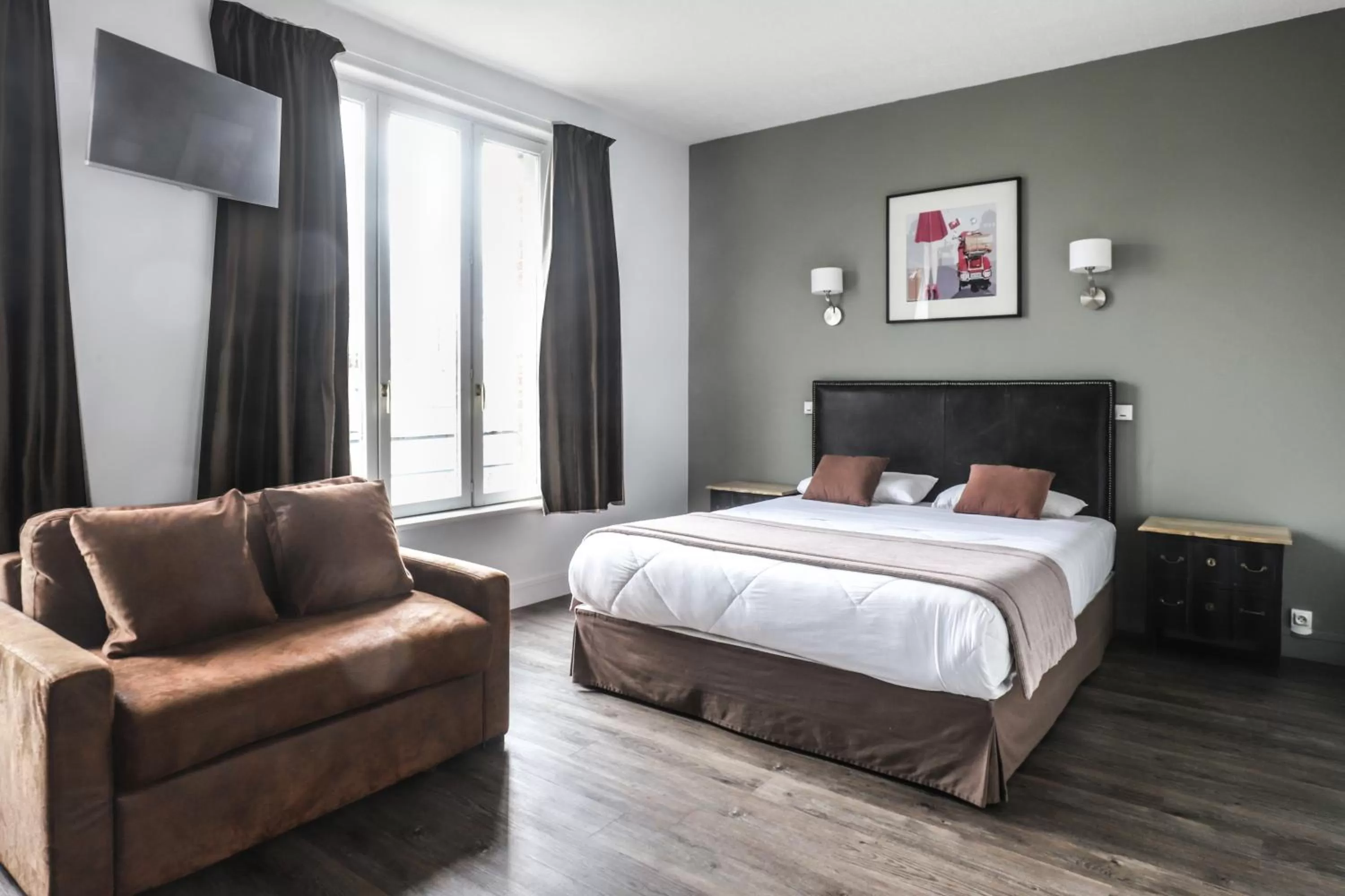 Coffee/tea facilities, Bed in Hotel Des Cedres