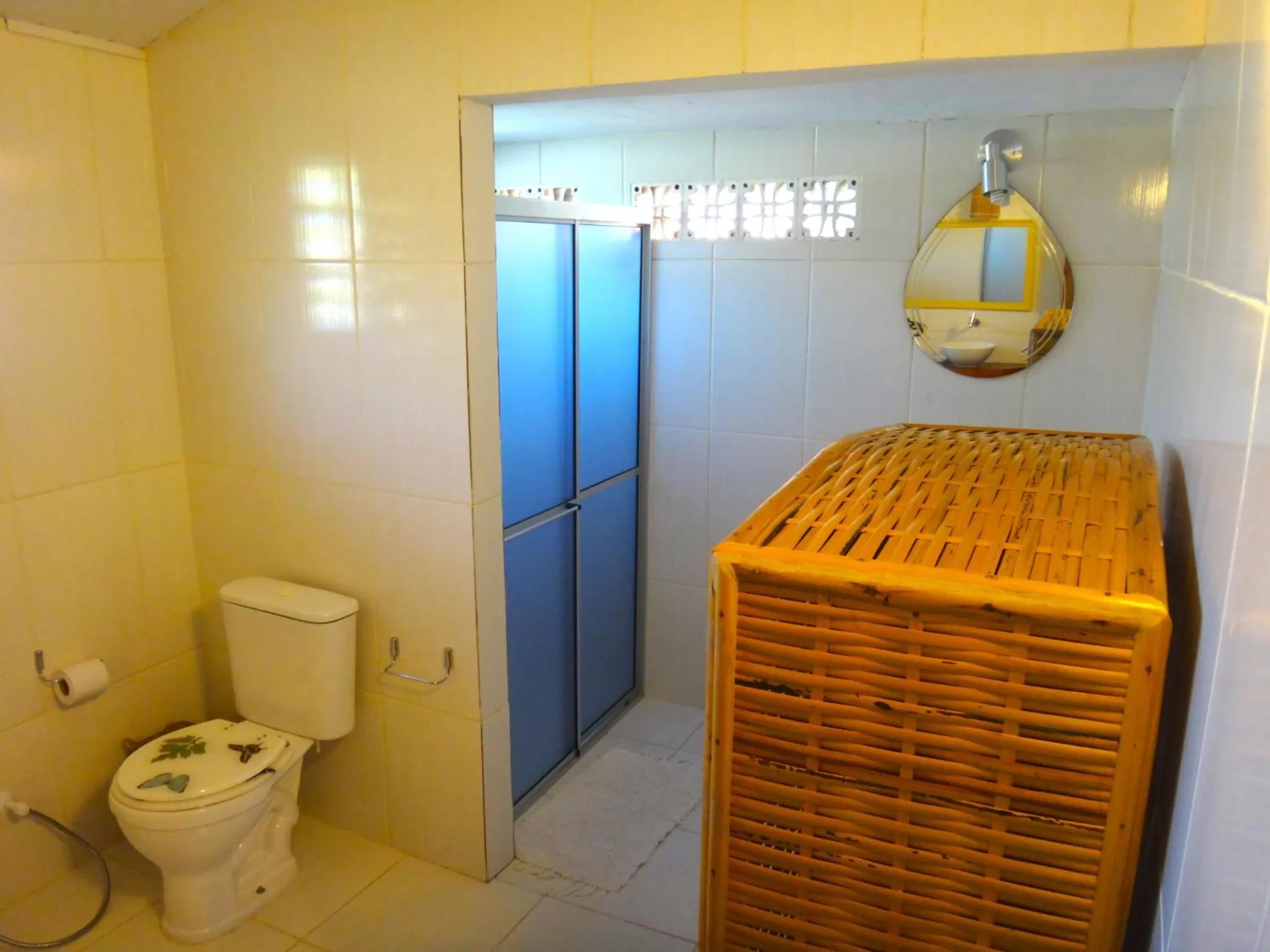 Bathroom in Pousada do Sonho