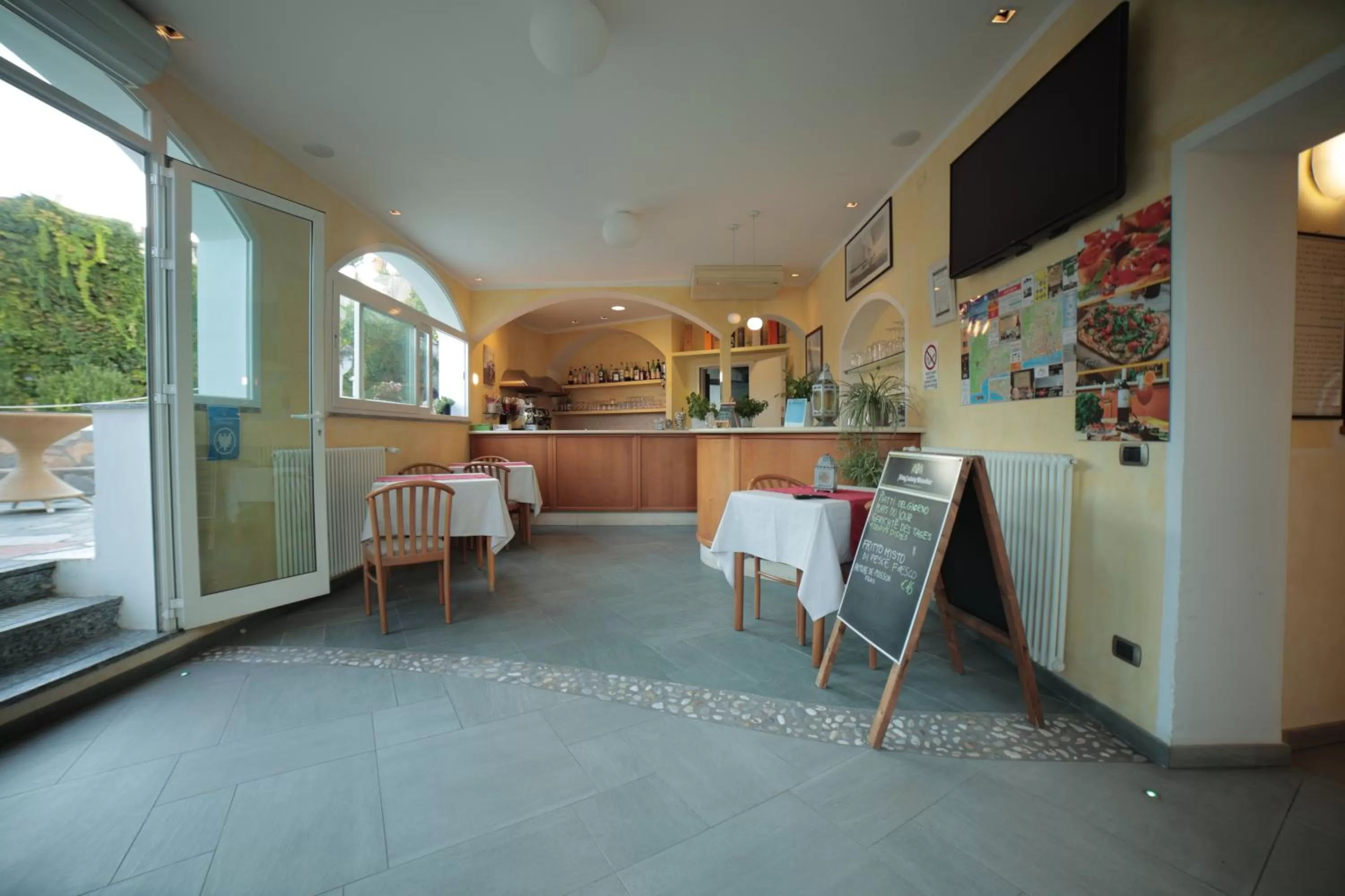 Lounge or bar in Hotel Bellavista