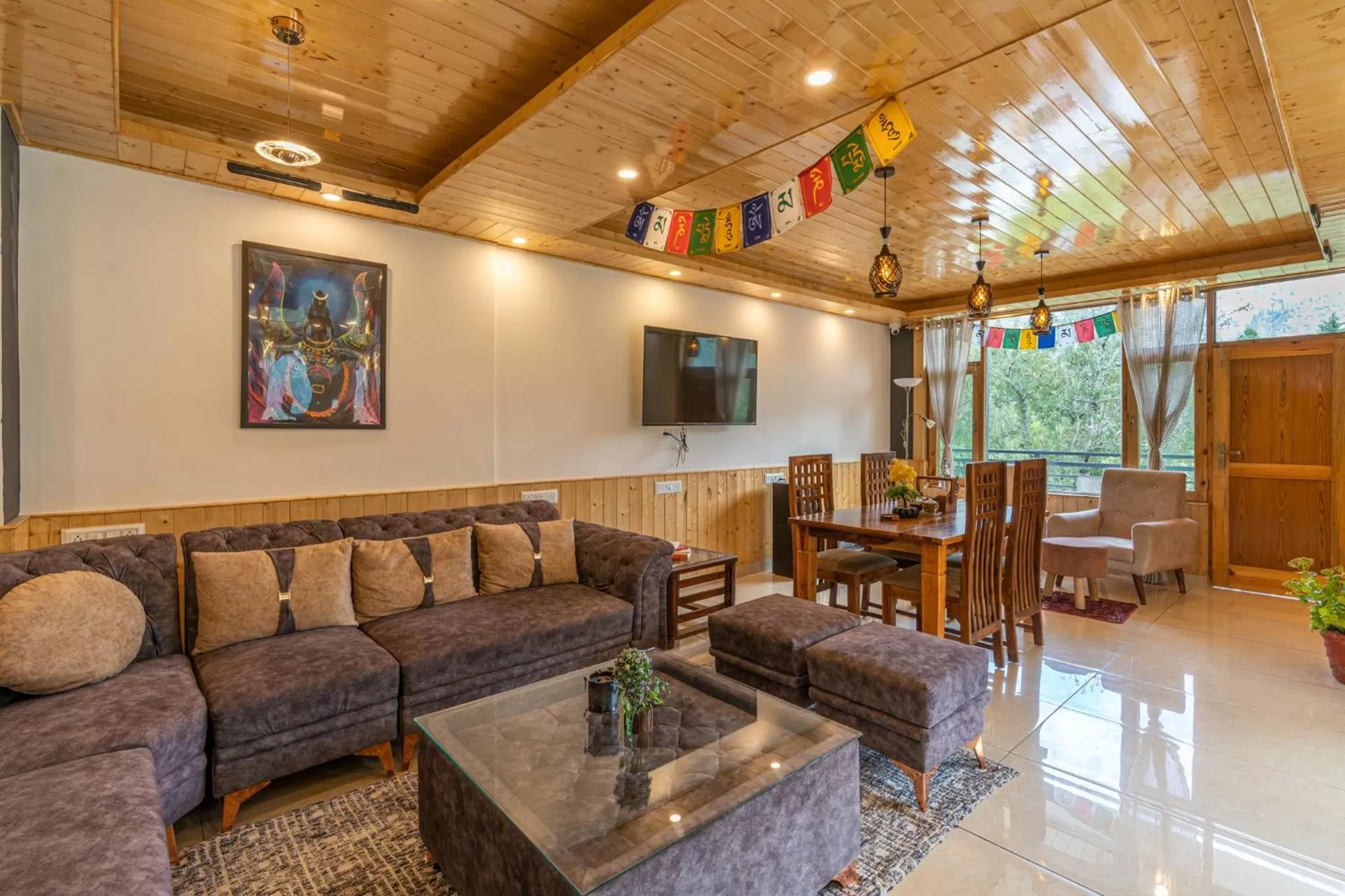 Communal lounge/ TV room, Seating Area in The 14 Gables, A Boutique Stay