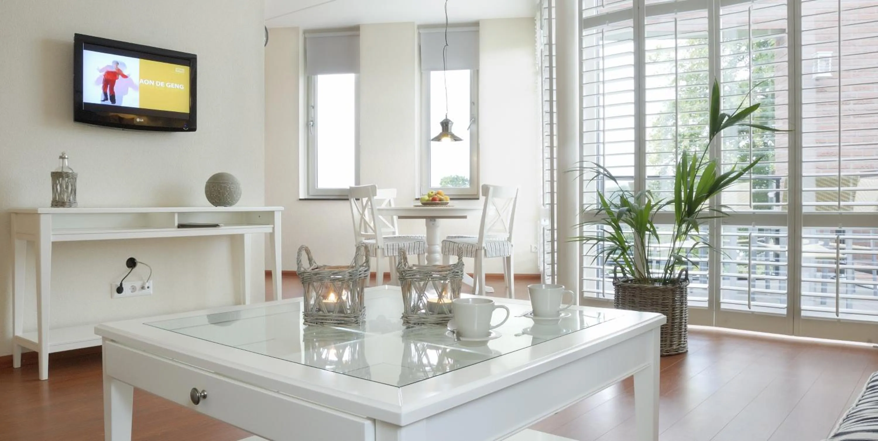 TV and multimedia in Hotel Creusen