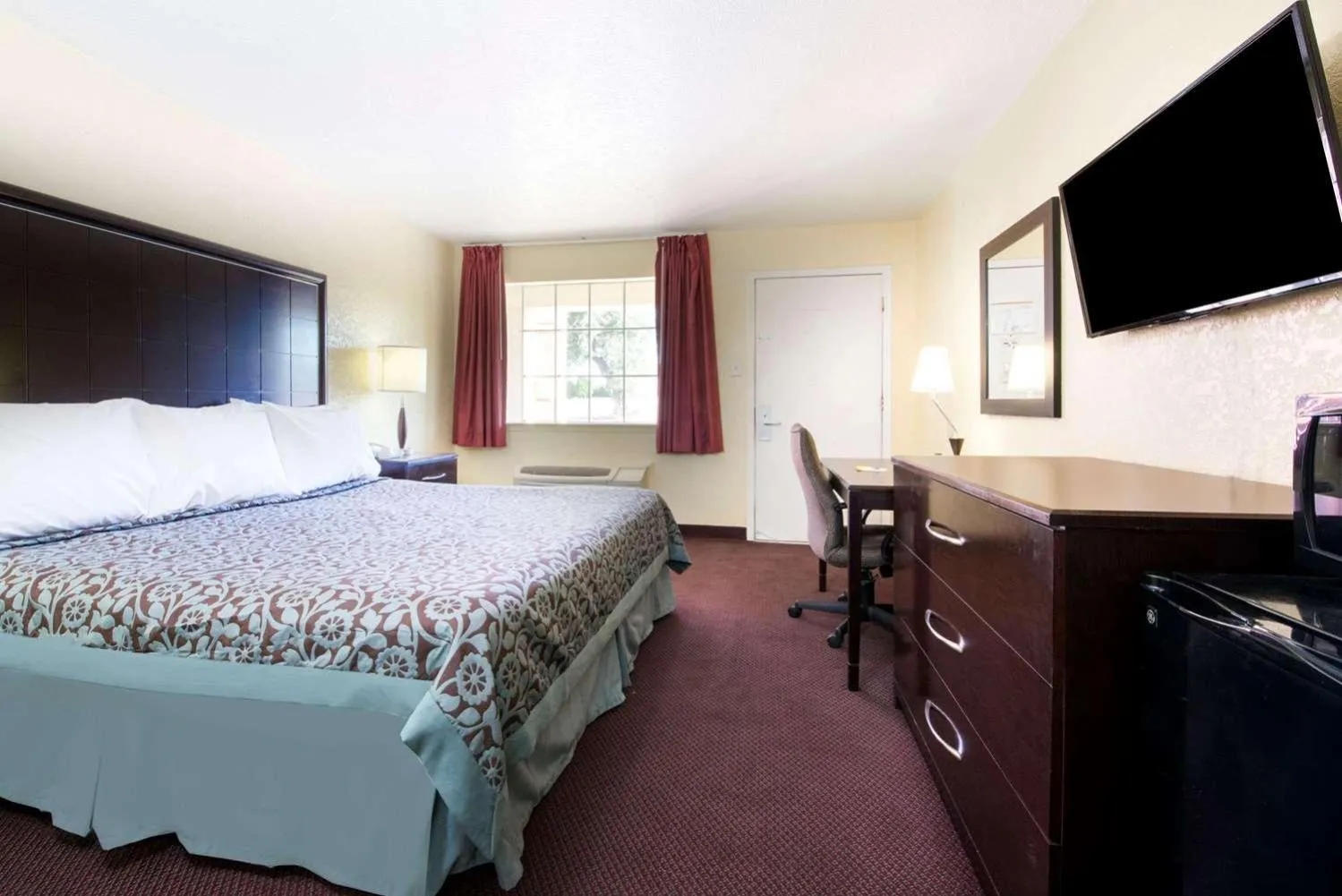 Bed in Quality Inn Eastland I-20