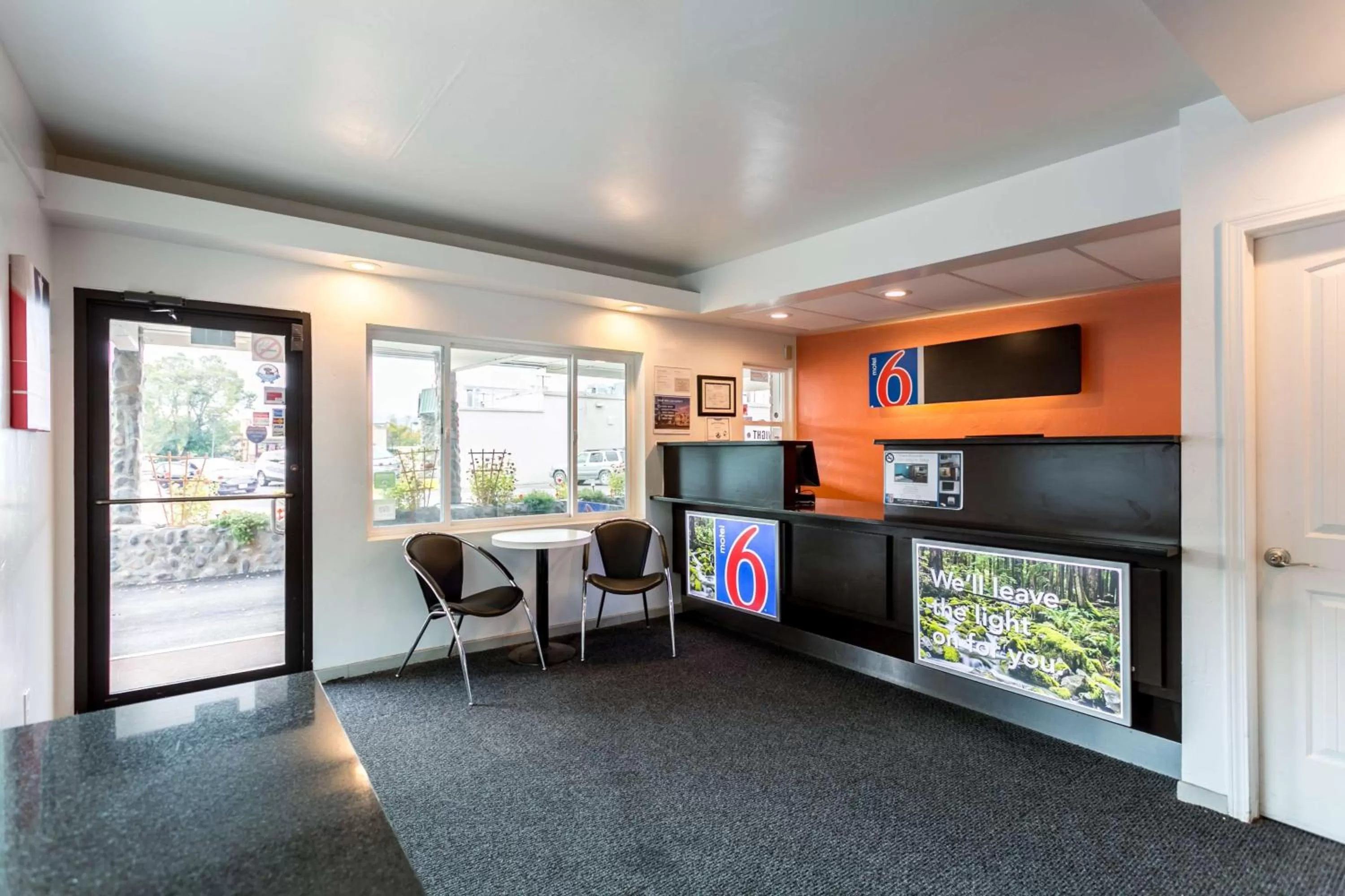 Lobby or reception in Motel 6 University Missoula