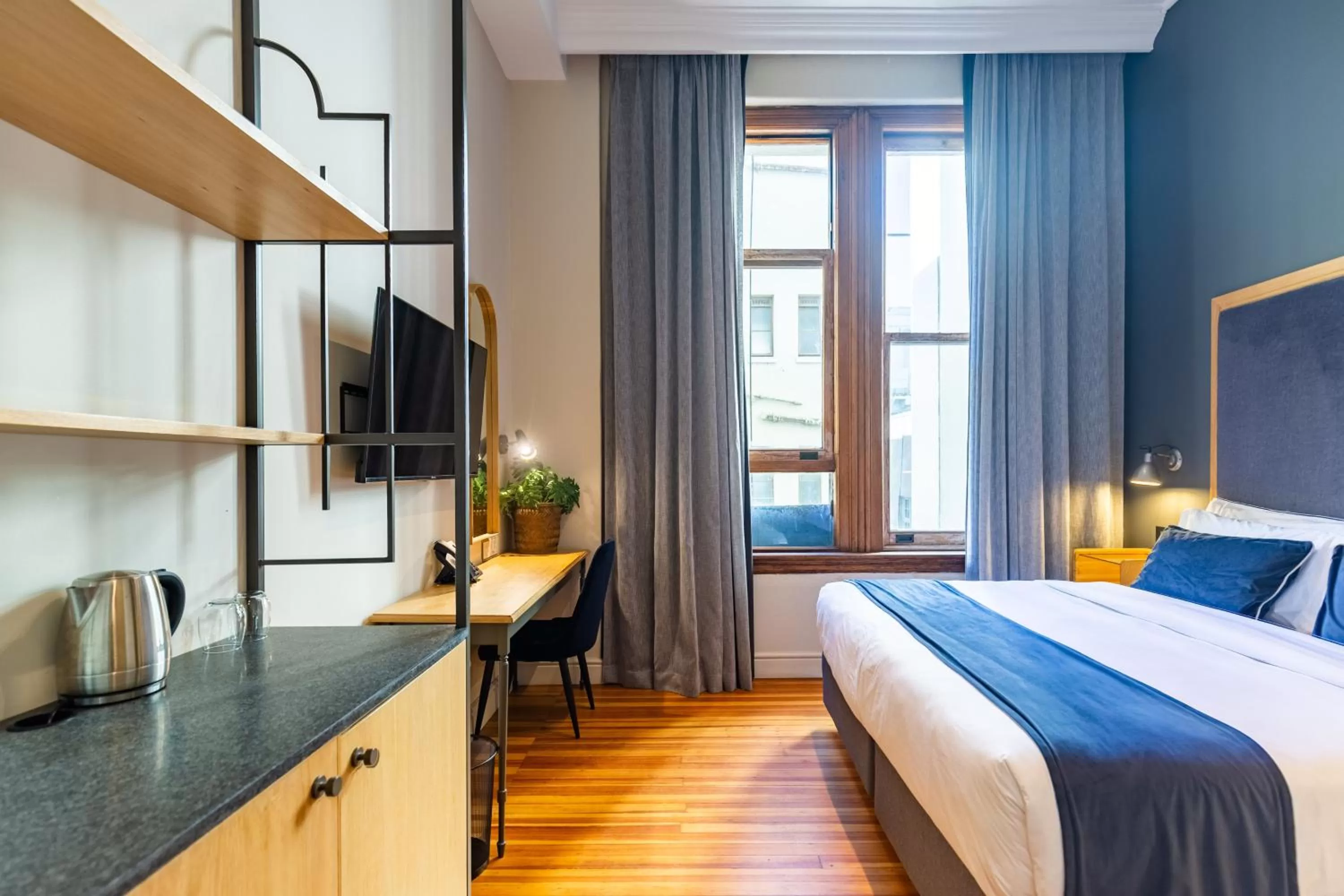 Deluxe Room in Old Bank Hotel - Lion Roars Hotels & Lodges