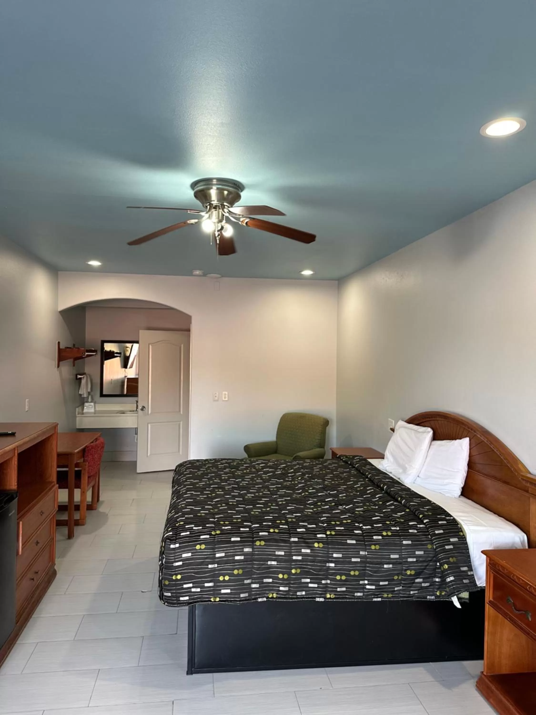 Bed in La Copa Inn Alamo