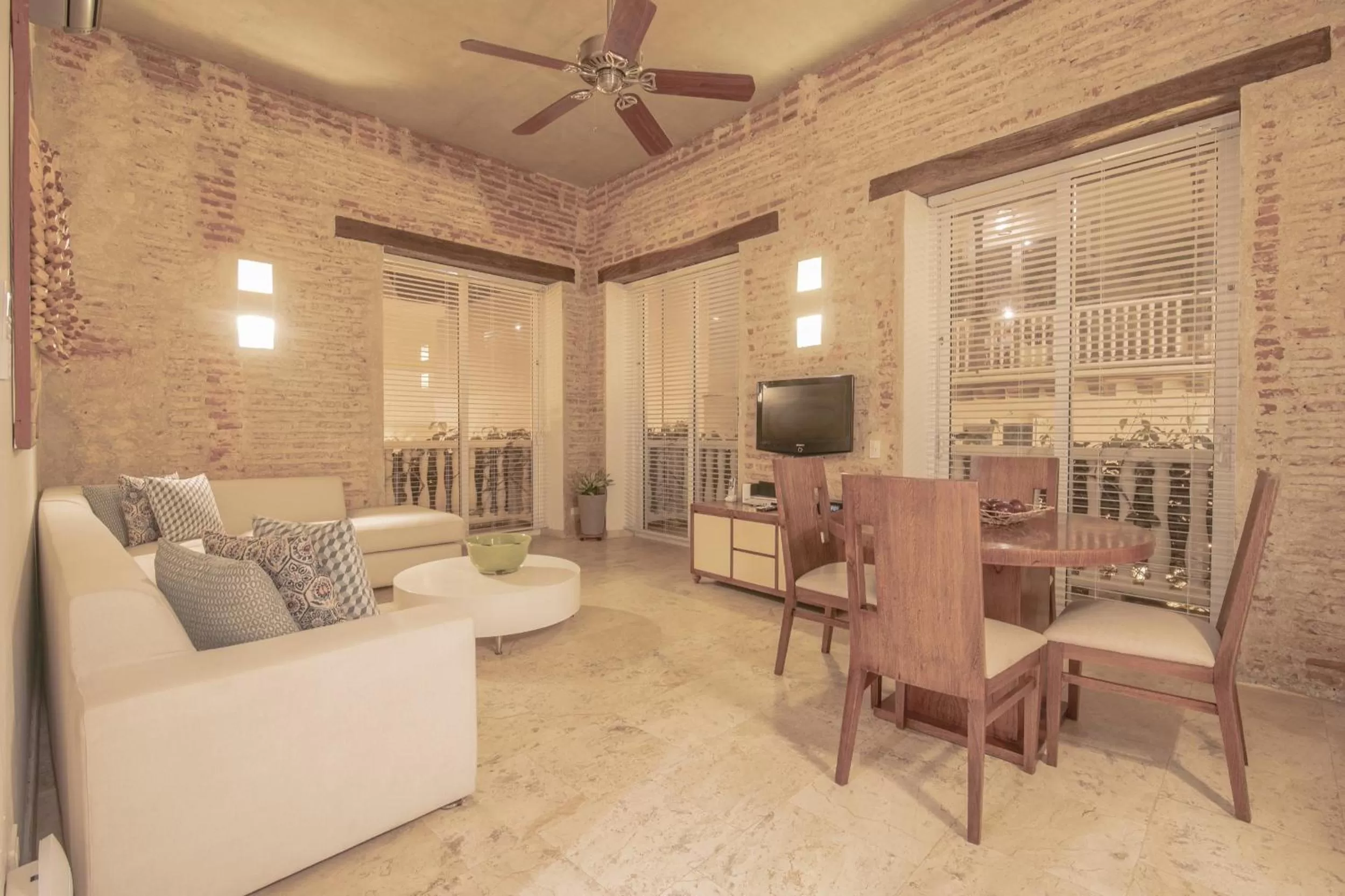 Living room in Casa Claver Loft Boutique Hotel