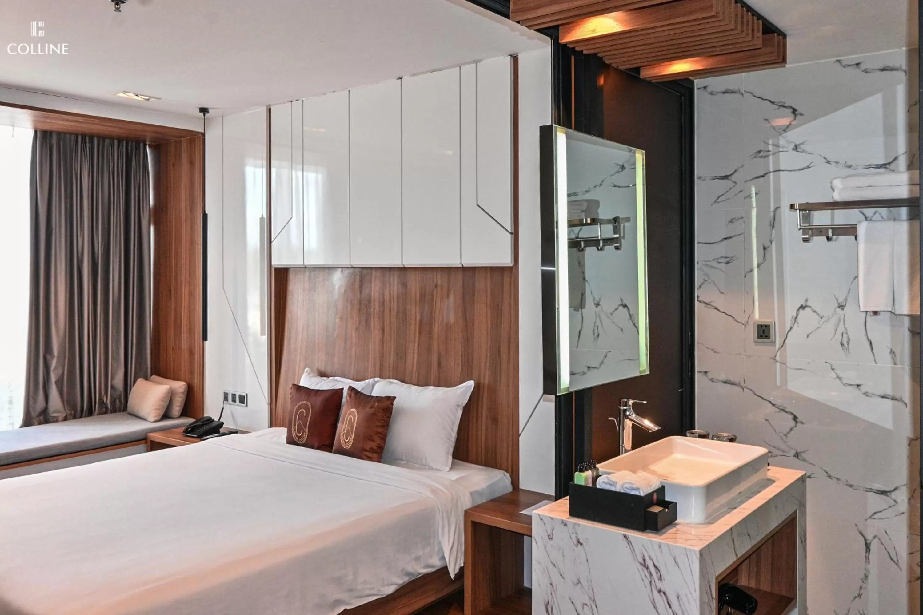 Toilet, Bed in Colline Dalat