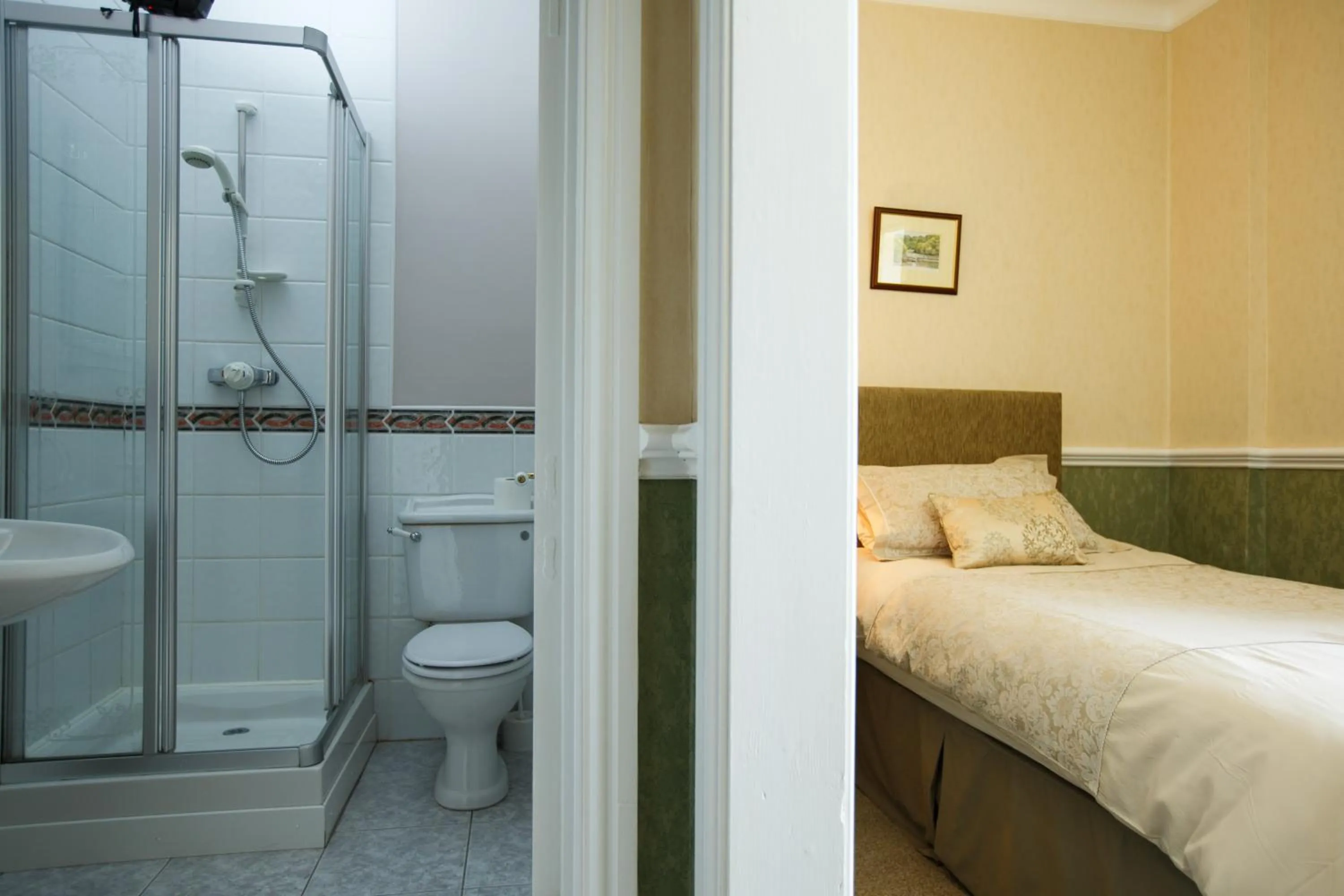 Bed in Portclew House