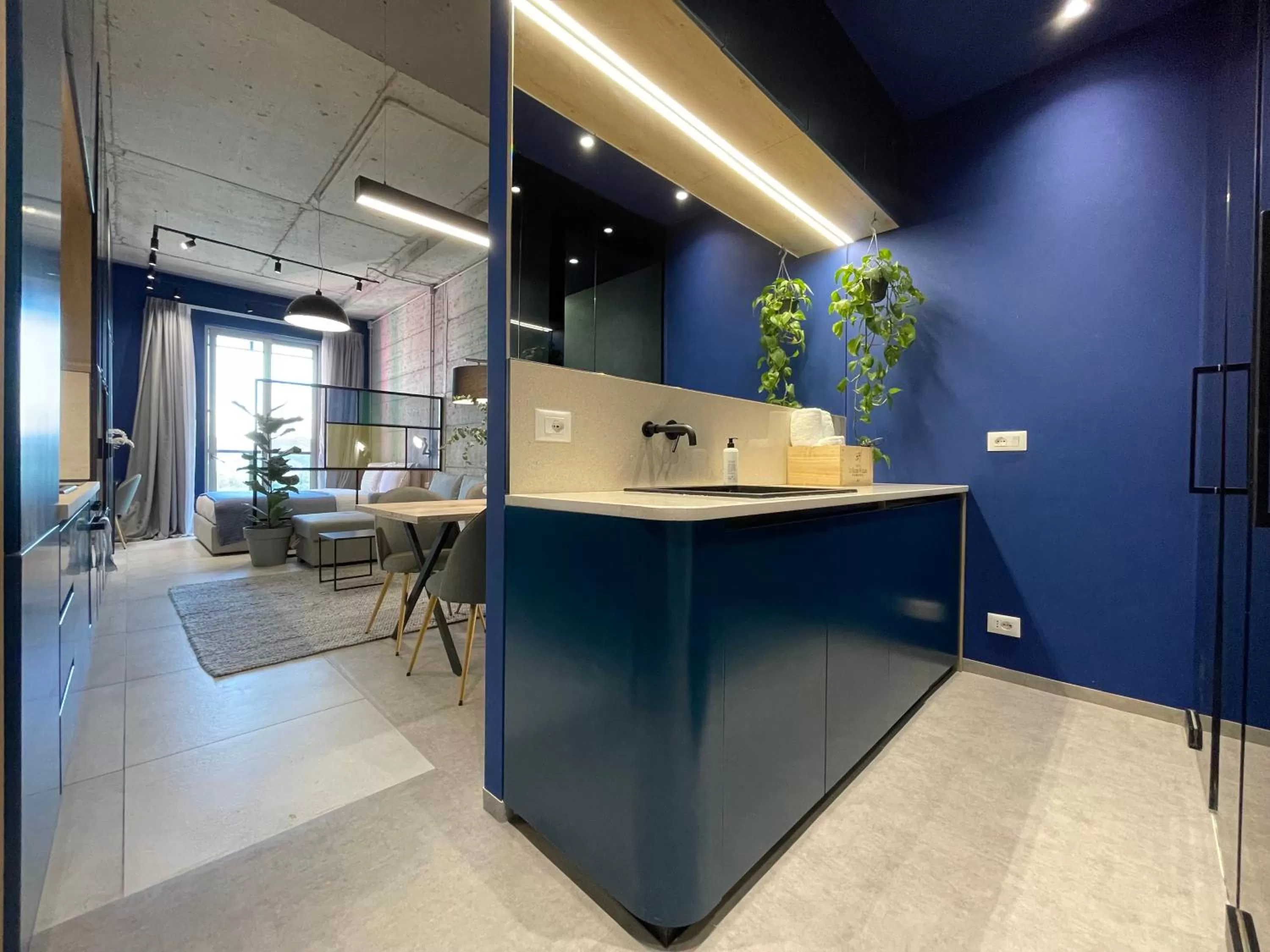 Toilet, Lobby/Reception in Ambassador Skyline Apartments