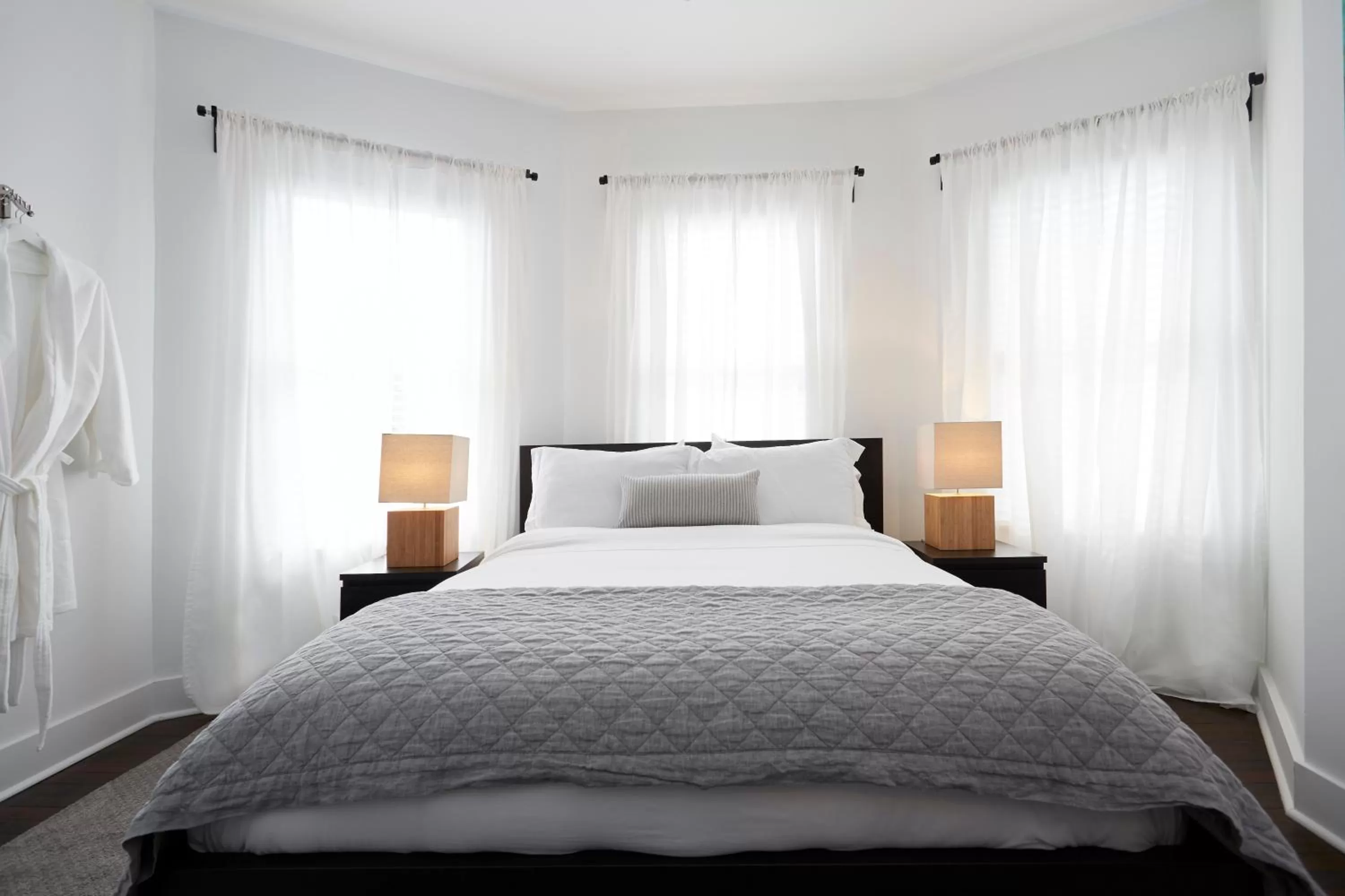 Bed in Station Inn Pawling