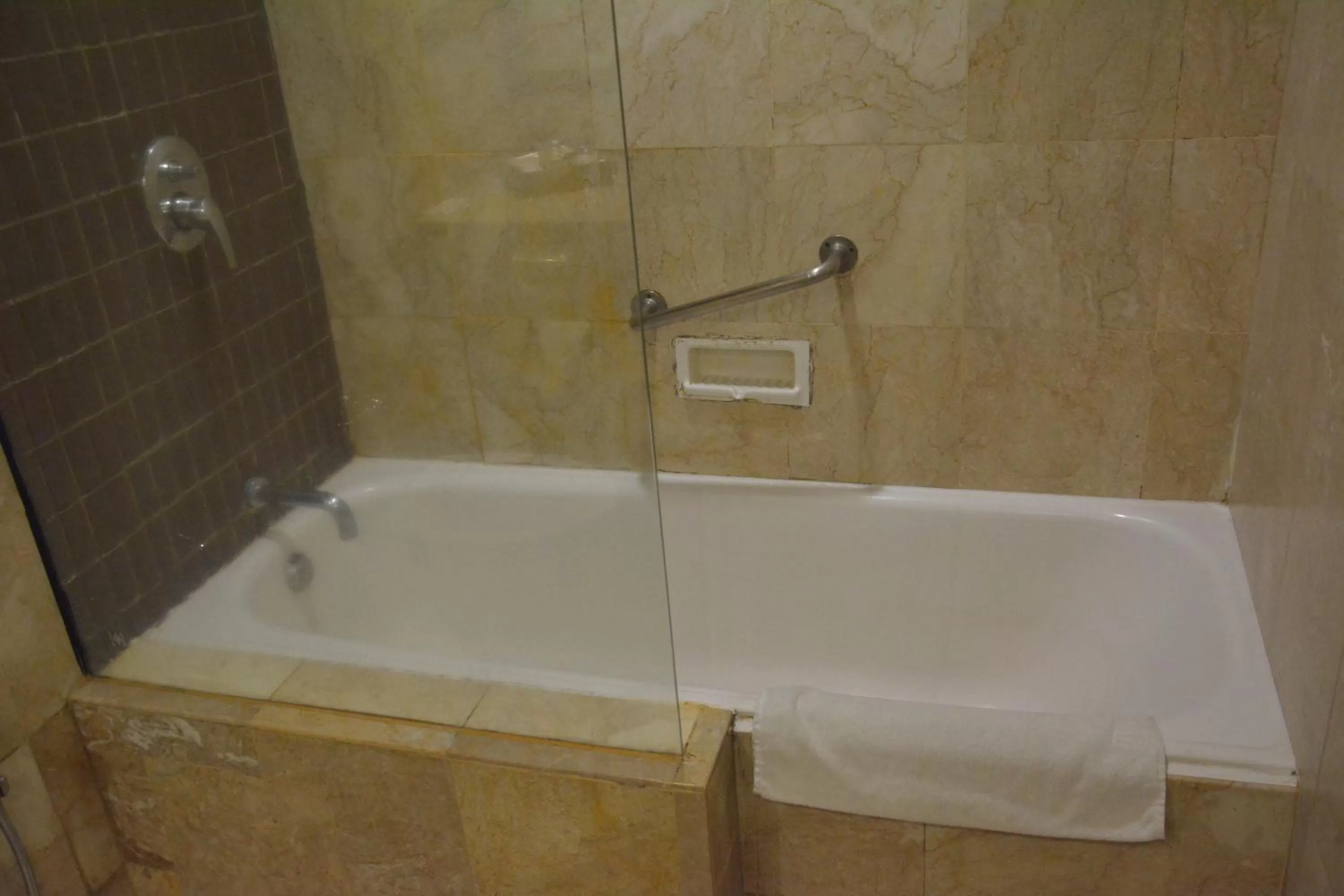 Bathroom in Garden Palace Hotel Powered by Archipelago