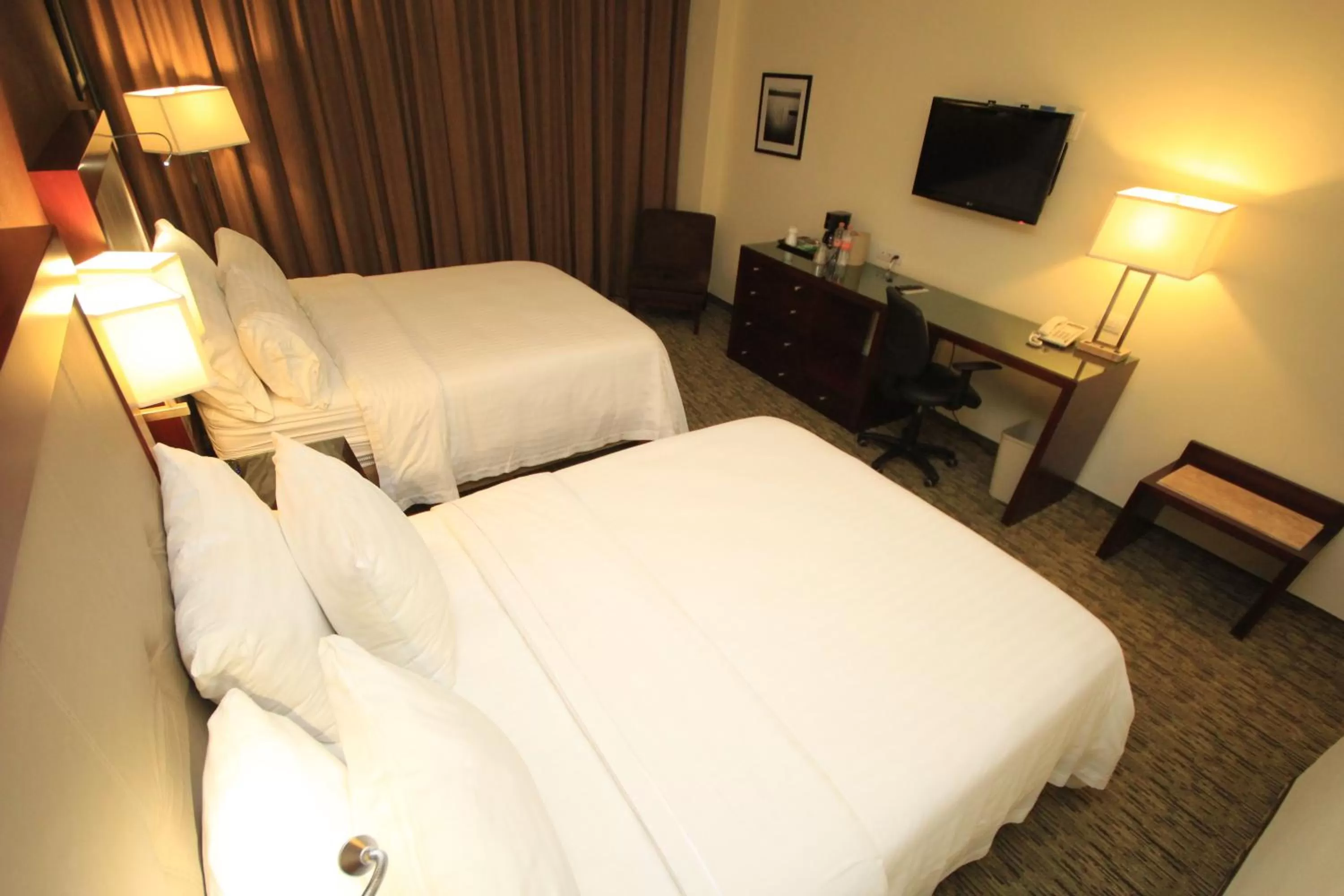 Bed in Holiday Inn Leon by IHG