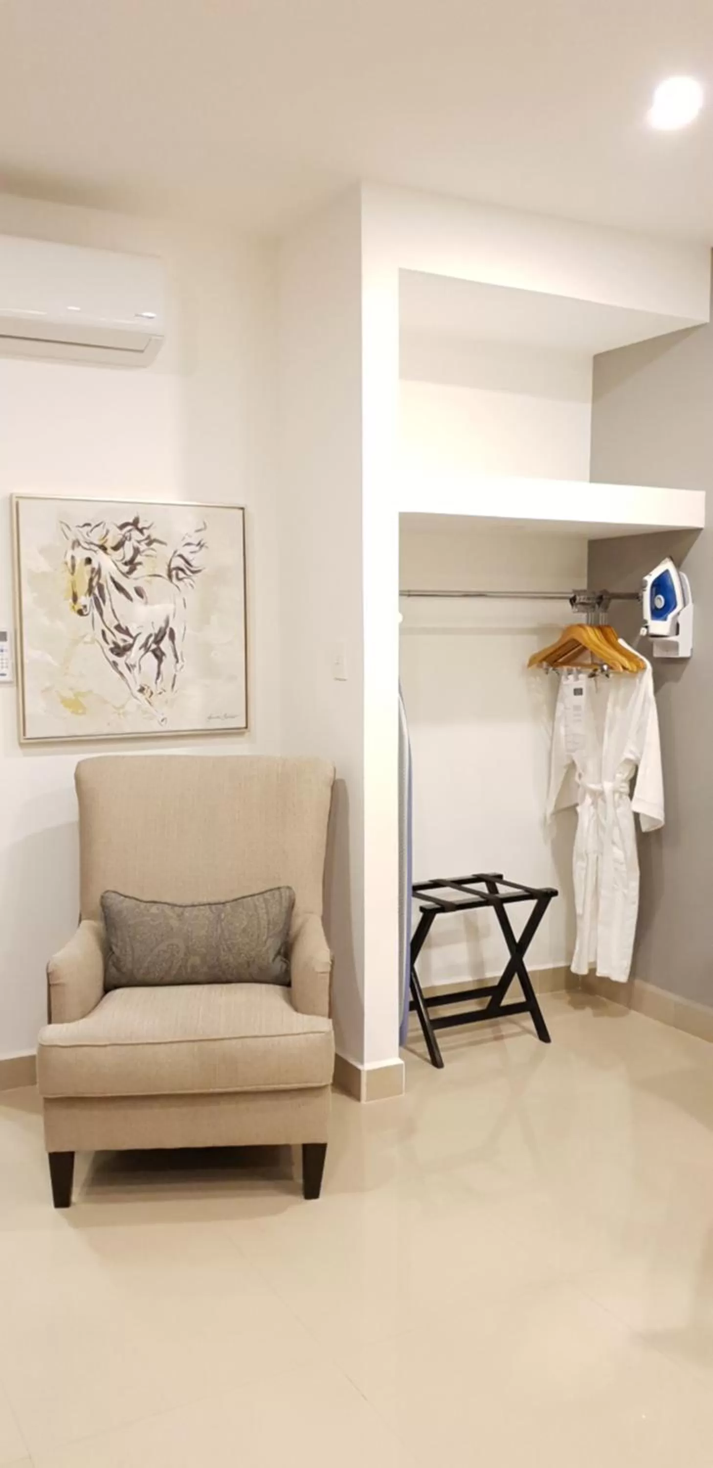 Bedroom in Best Western Plus Belize Biltmore Plaza