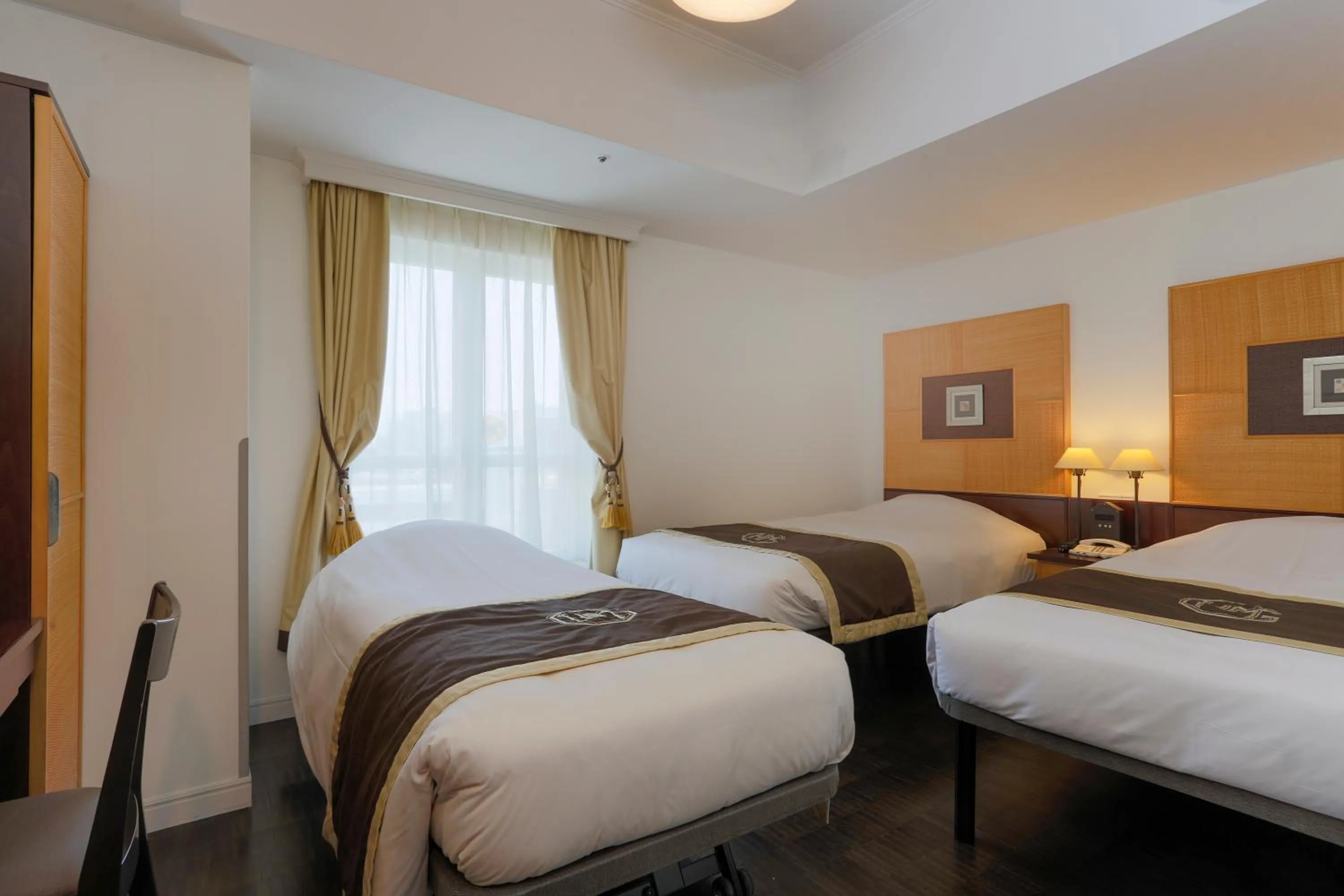 Bed in Hotel Monterey Ginza