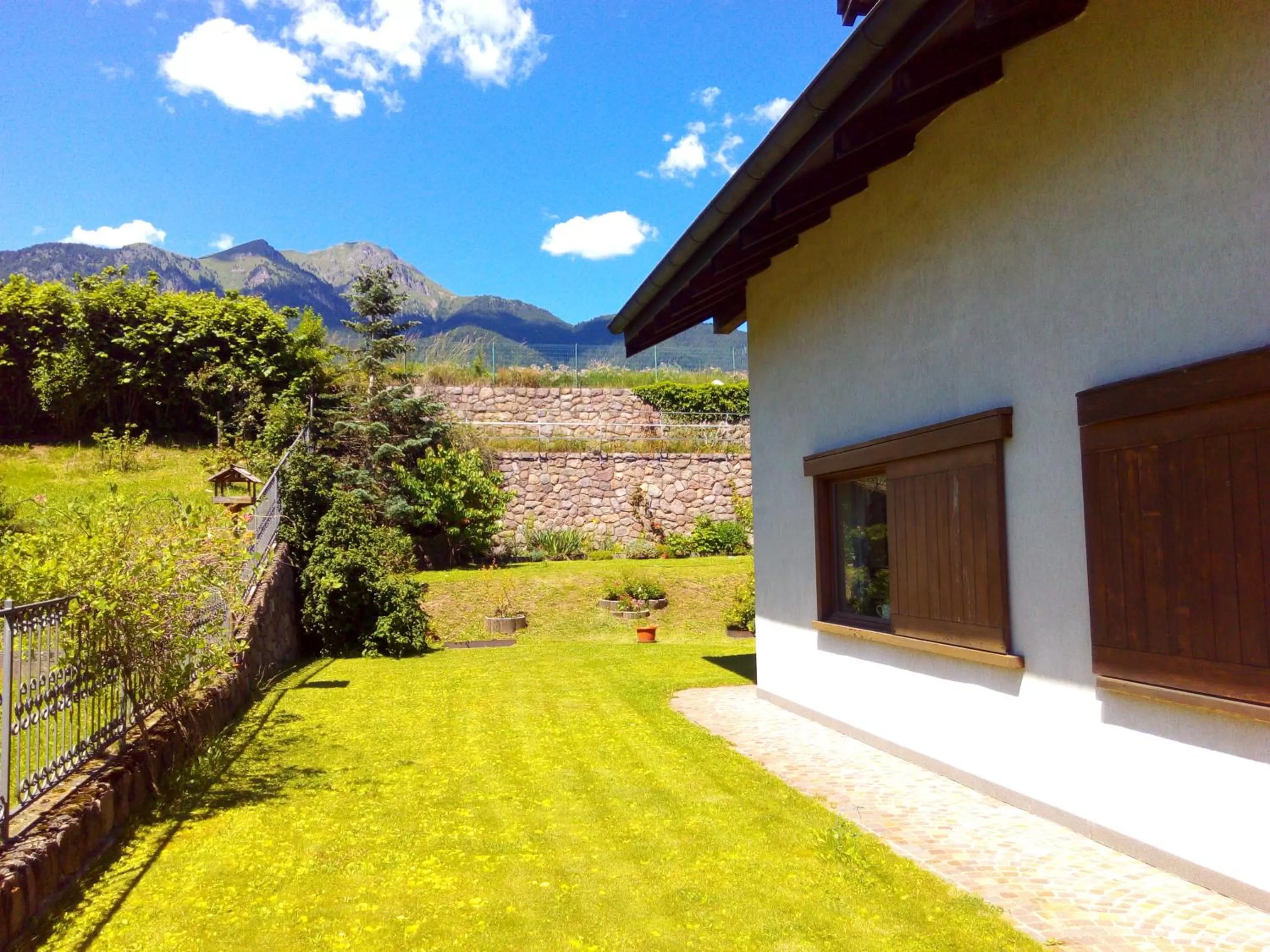 Garden in B&B Casa Bazzanella