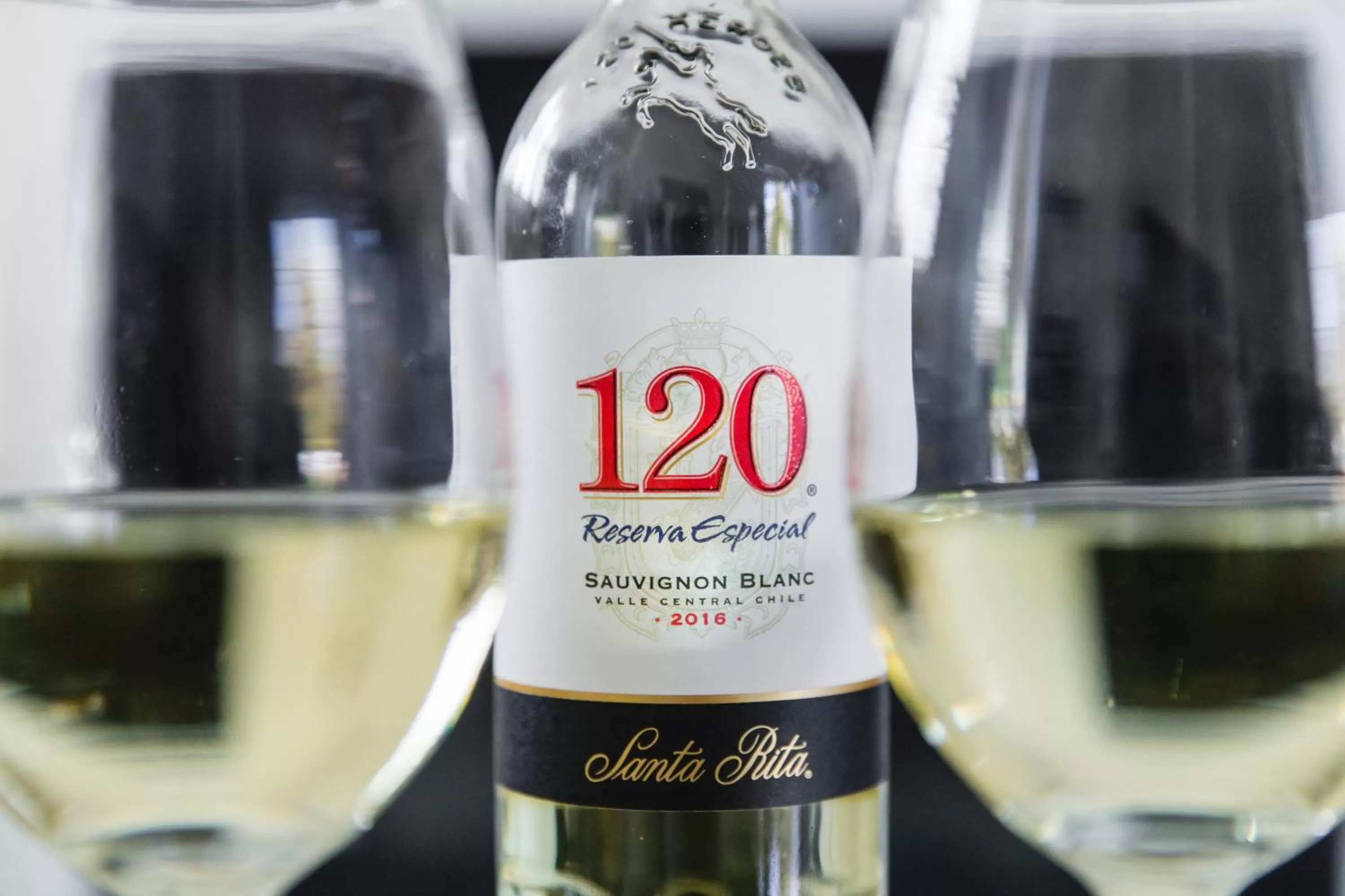 Bedroom in The Platinum Pebble Boutique Inn - Adults Only Property