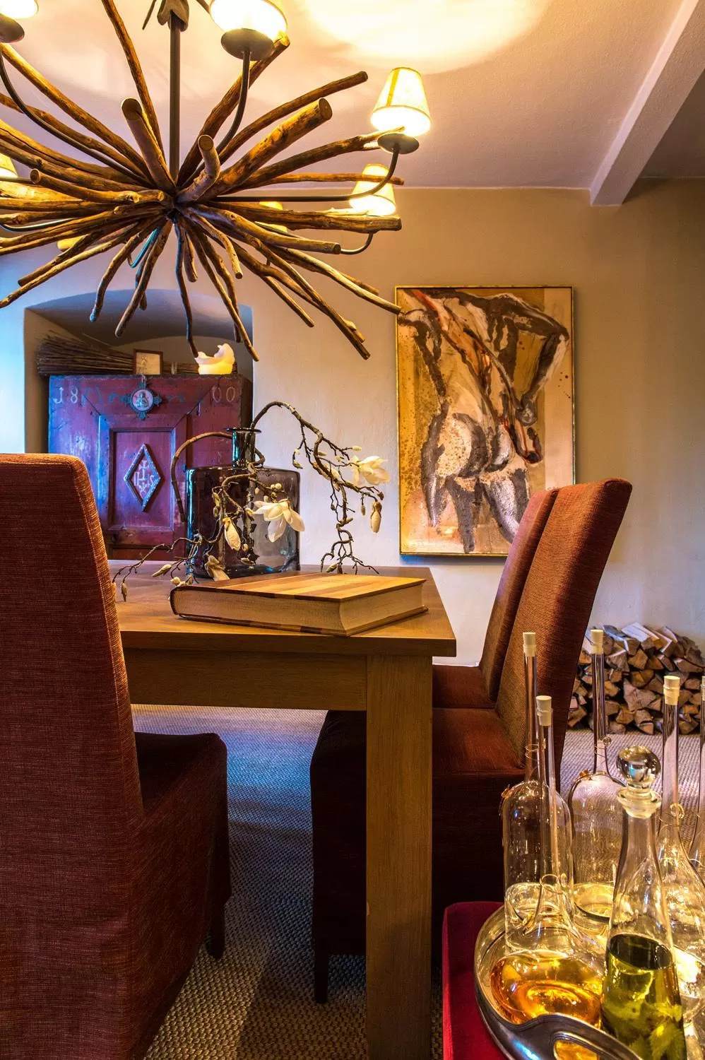 Communal lounge/ TV room, Restaurant/Places to Eat in Mair Am Ort Living Hotel B&B