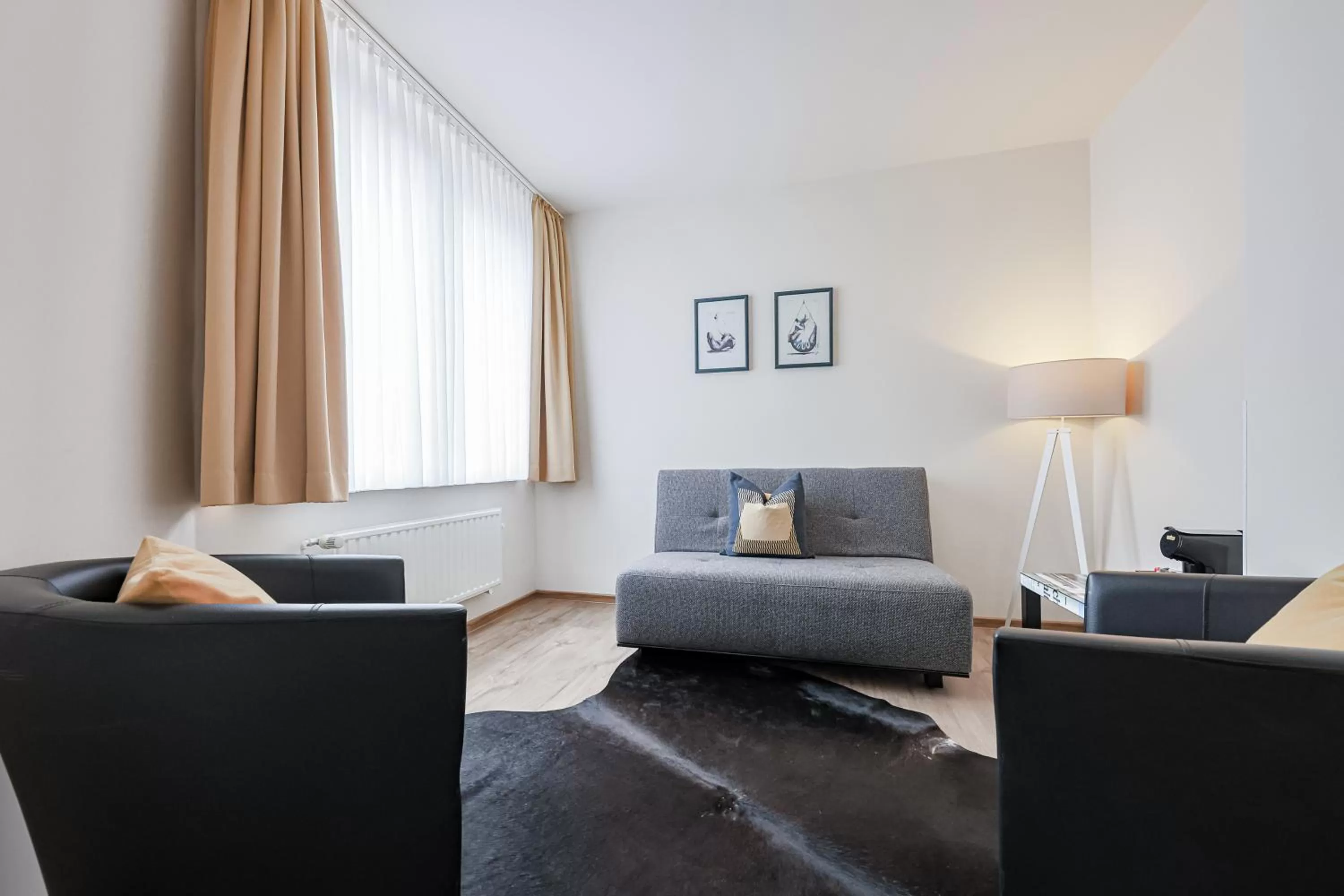 Seating area in Hotel Alte Redaktion