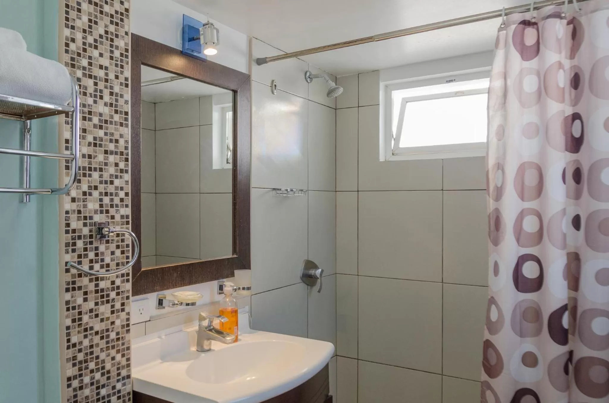 Bathroom in Hotel Shalom