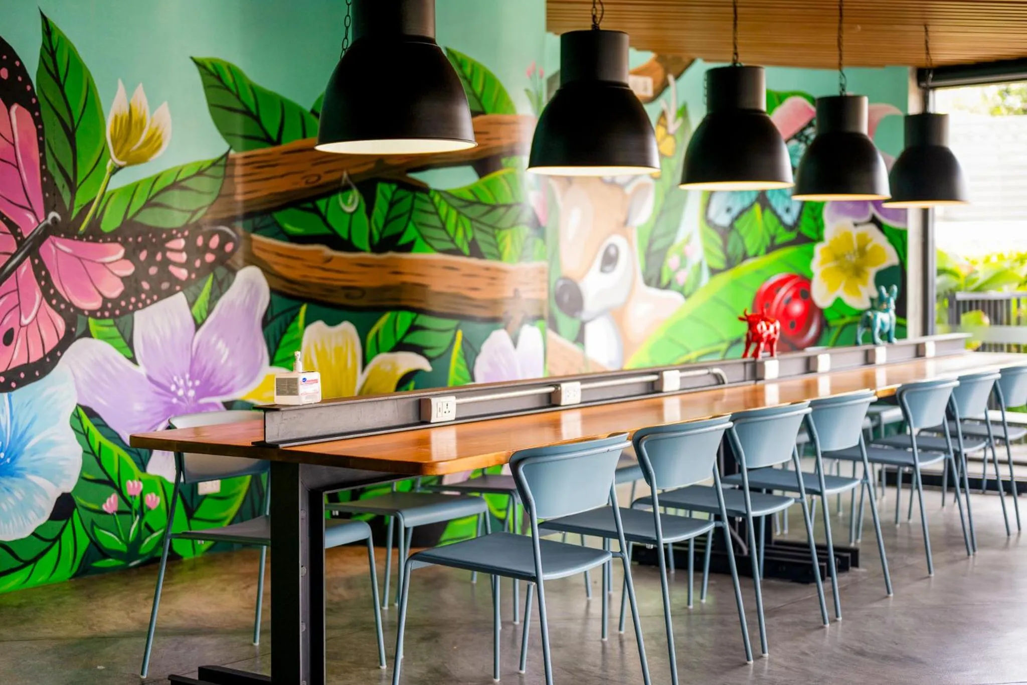 Business facilities in HOMA Phuket Town