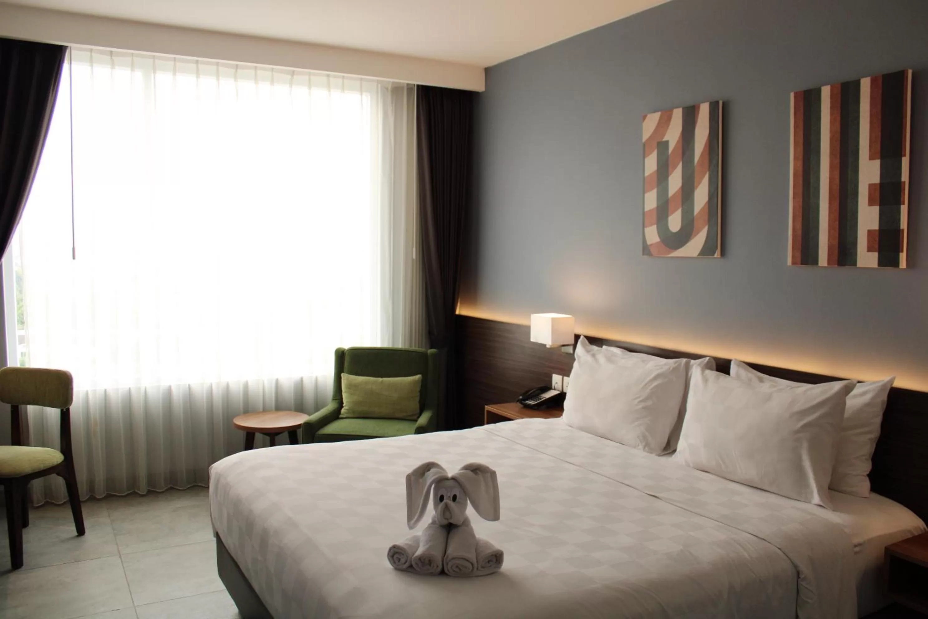 Bedroom, Bed in Swiss-Belinn Bogor