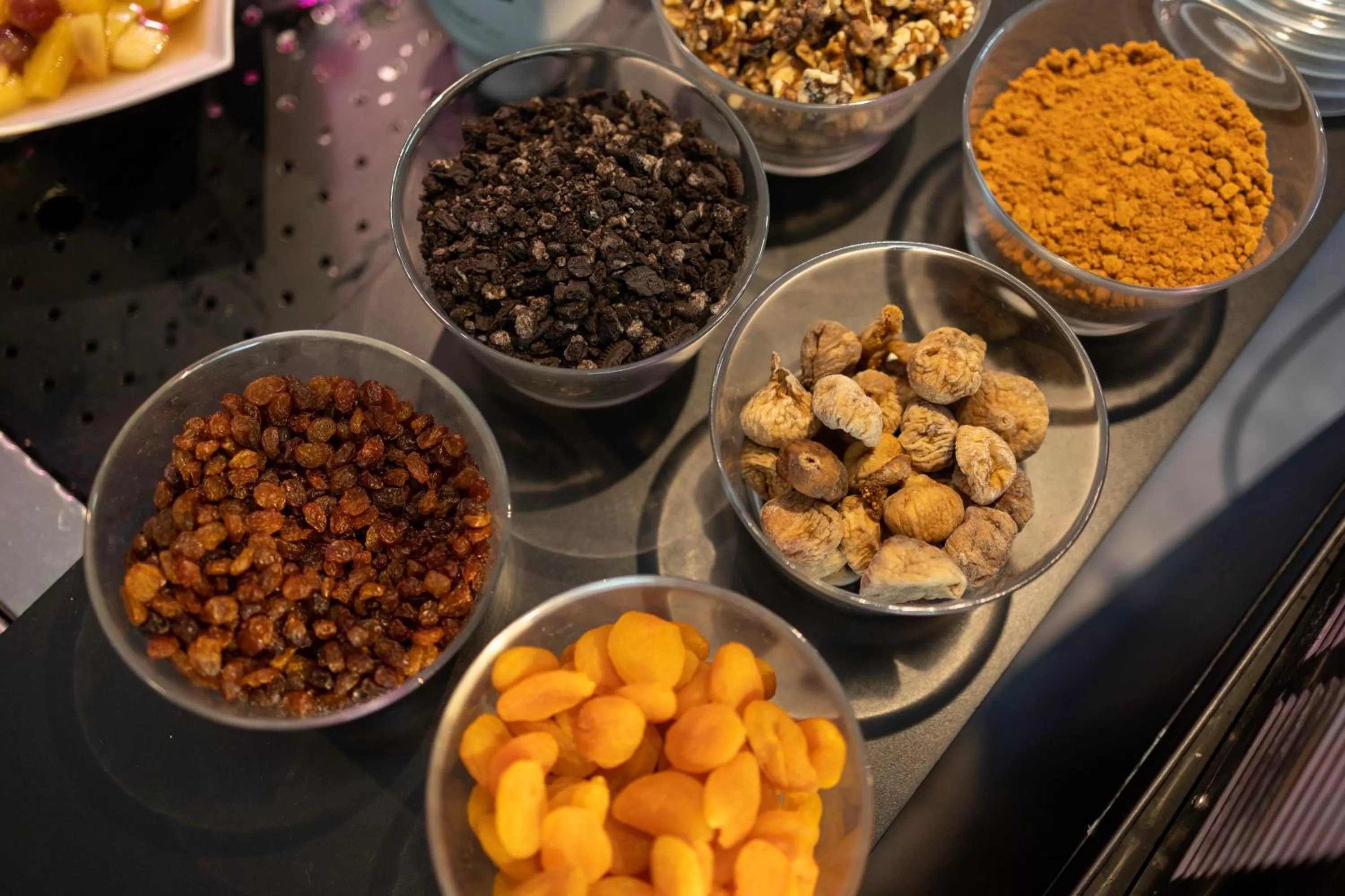 Breakfast in Hôtel restaurant Kyriad Fréjus