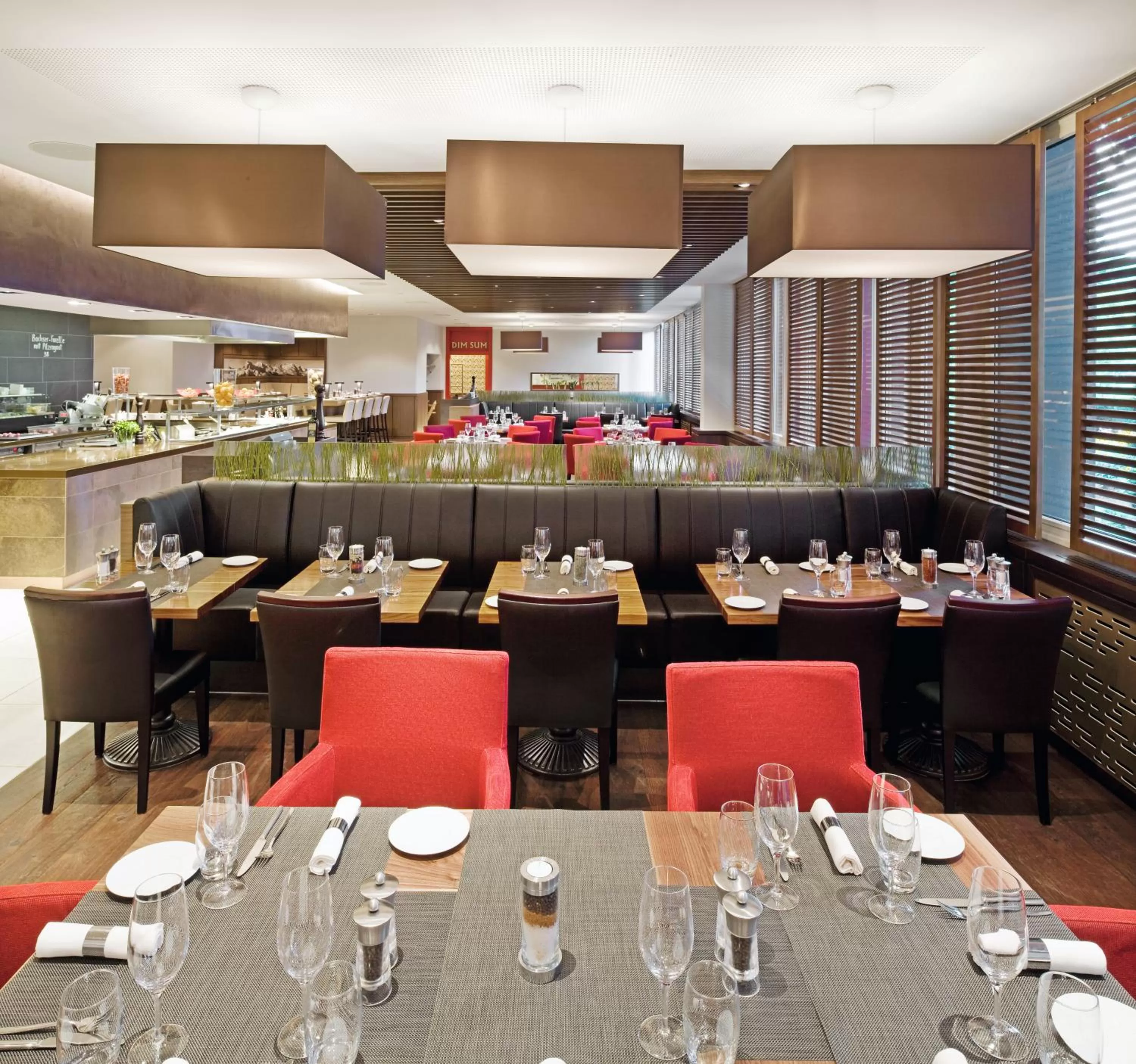 Restaurant/places to eat in Mövenpick Hotel Zurich Airport