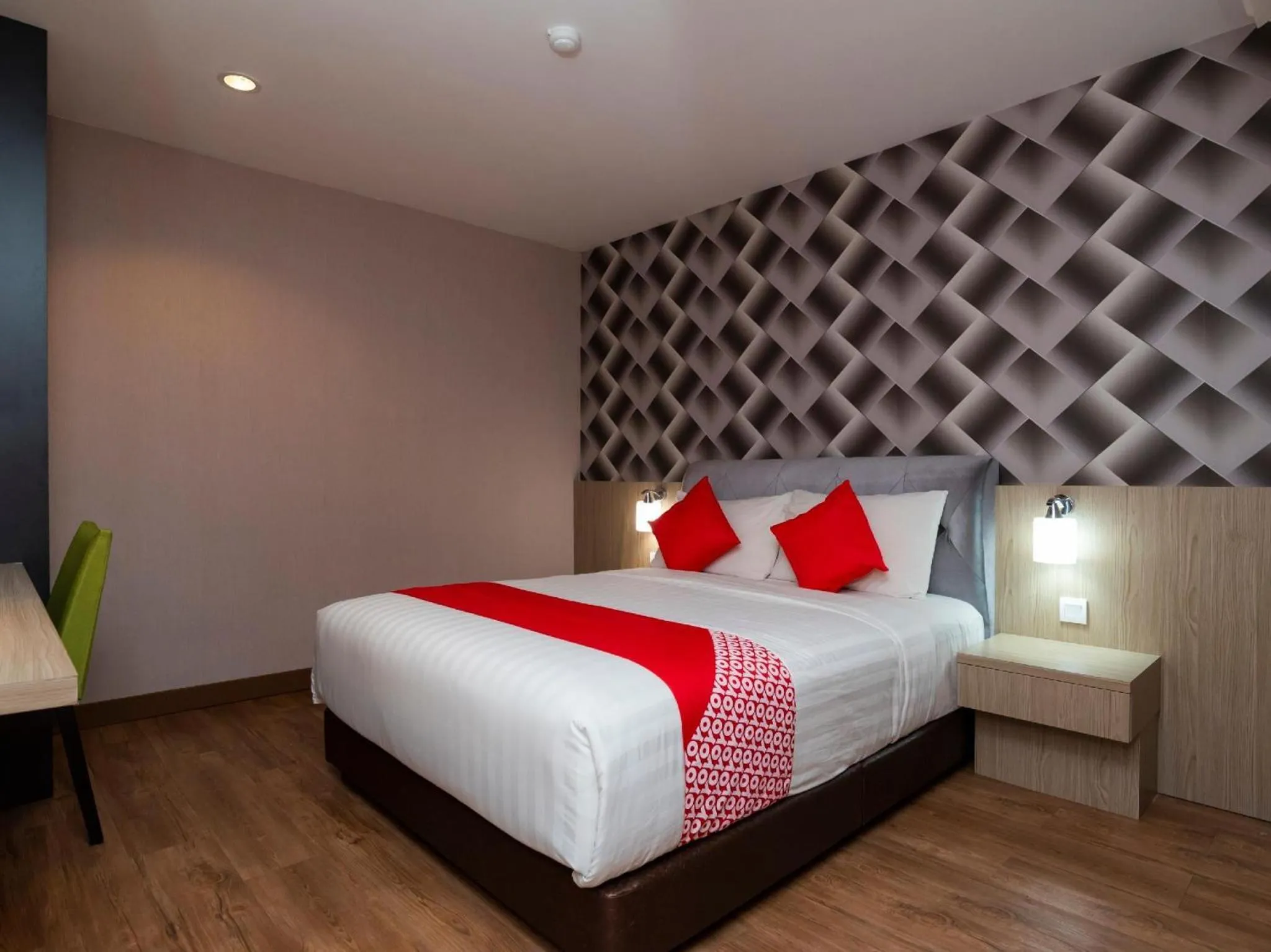 Bed in Hotel 101 Ulu Tiram