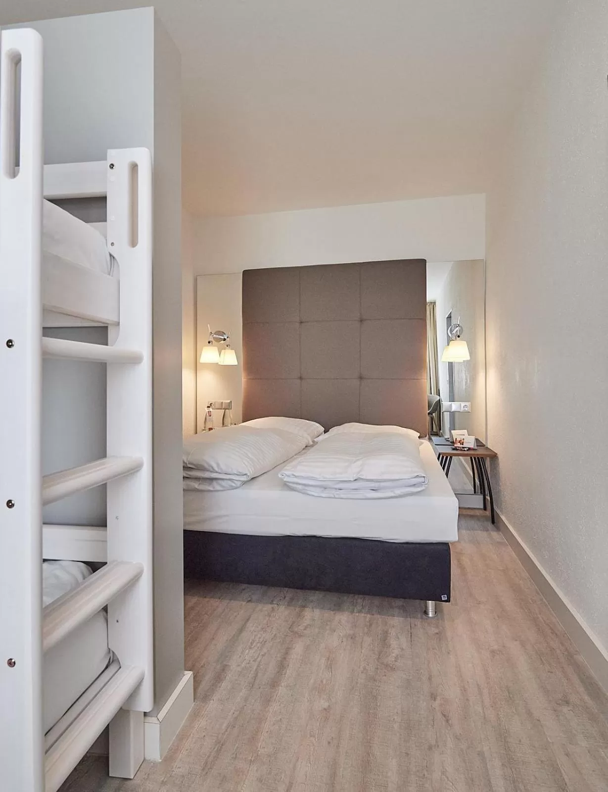 Photo of the whole room, Bed in Hotel Amadeus