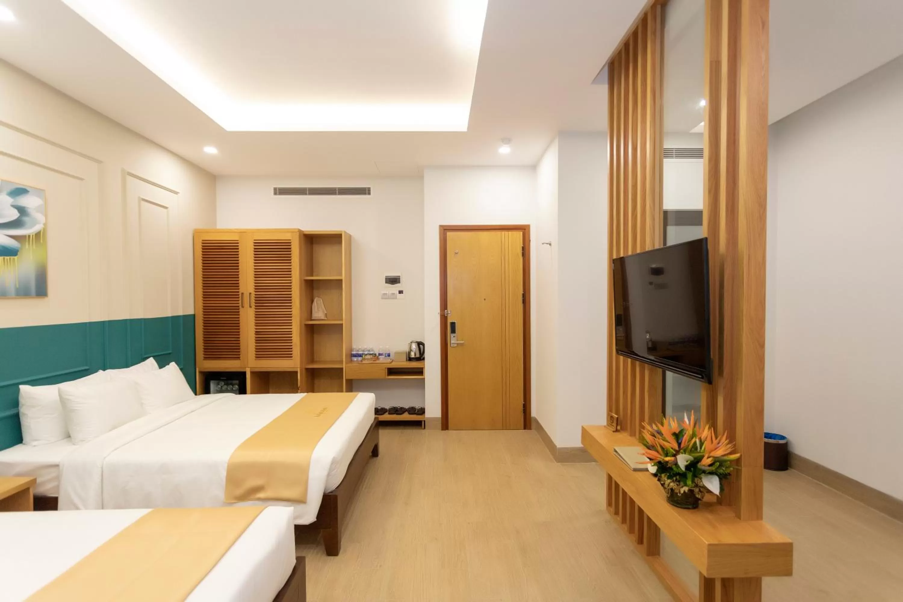 Photo of the whole room, Bed in La Casa Tuy Hòa