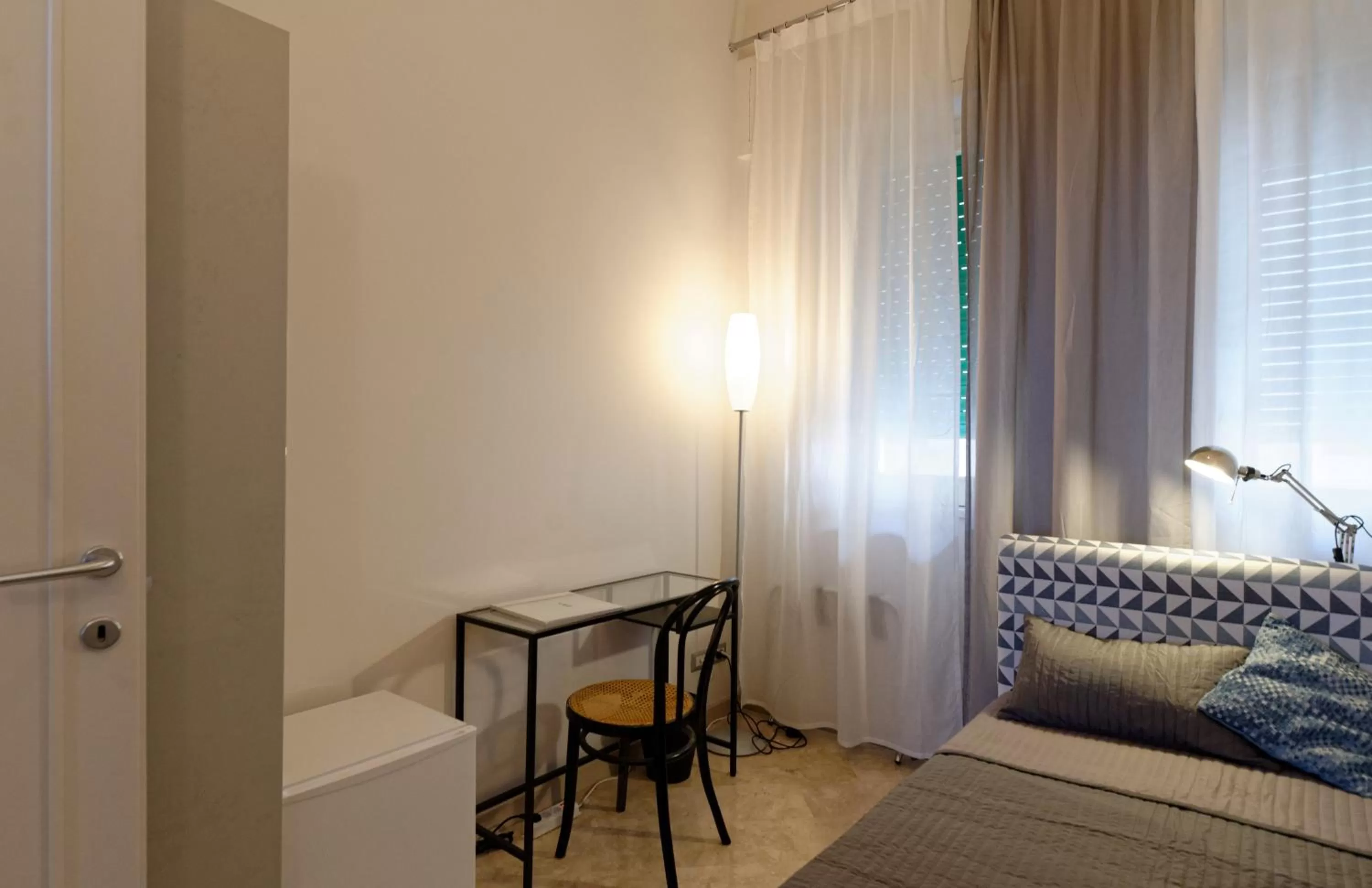 Photo of the whole room, Bed in B&B Questa casa non e'un albergo