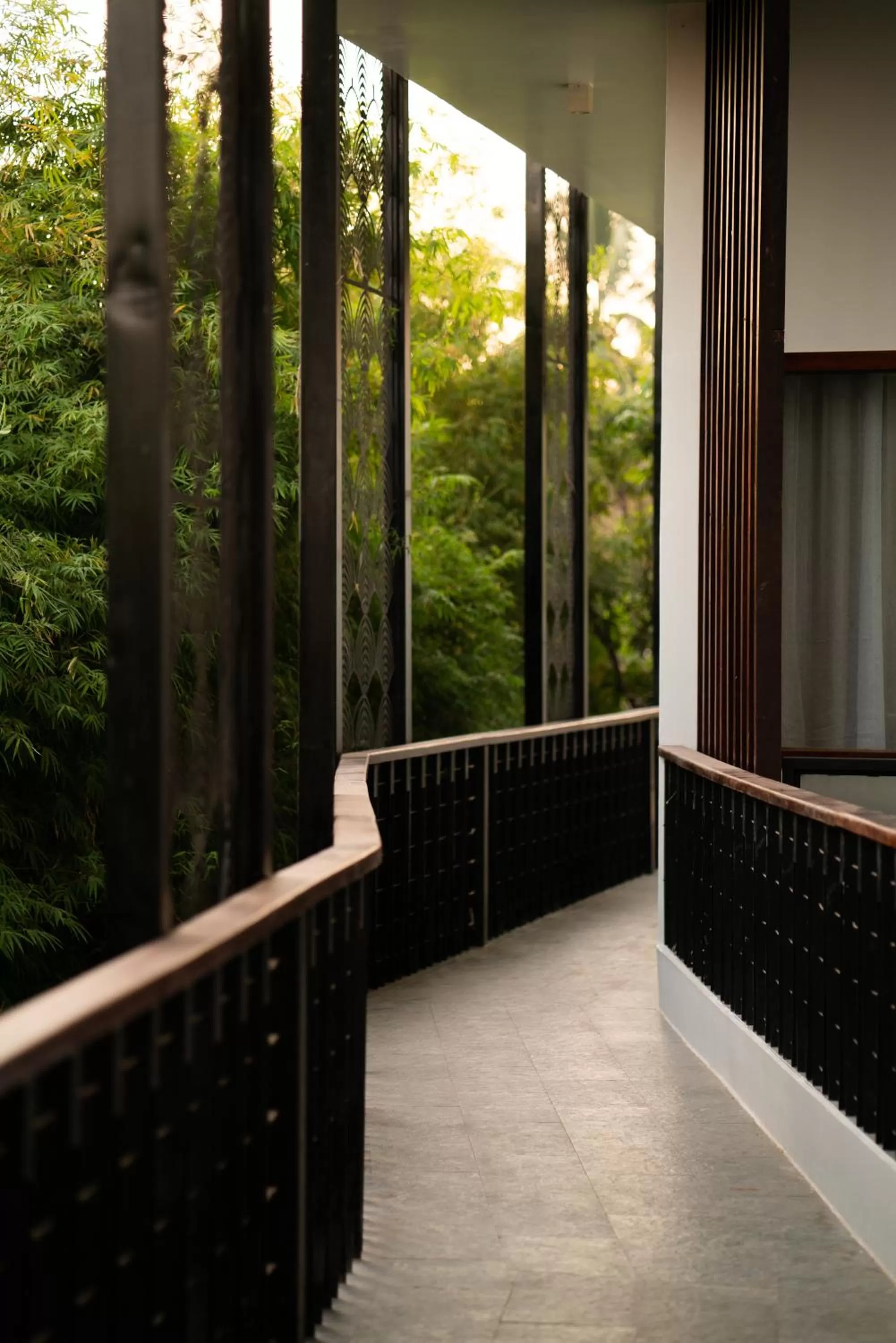 Property building in Shintana Saya La Maison