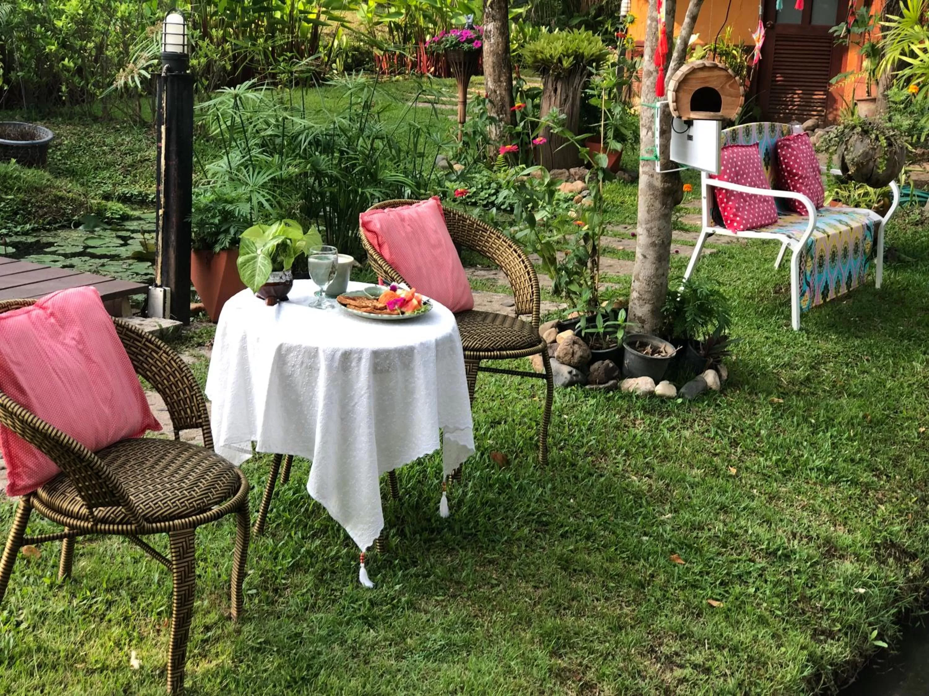 Garden in Pura Vida Pai Resort