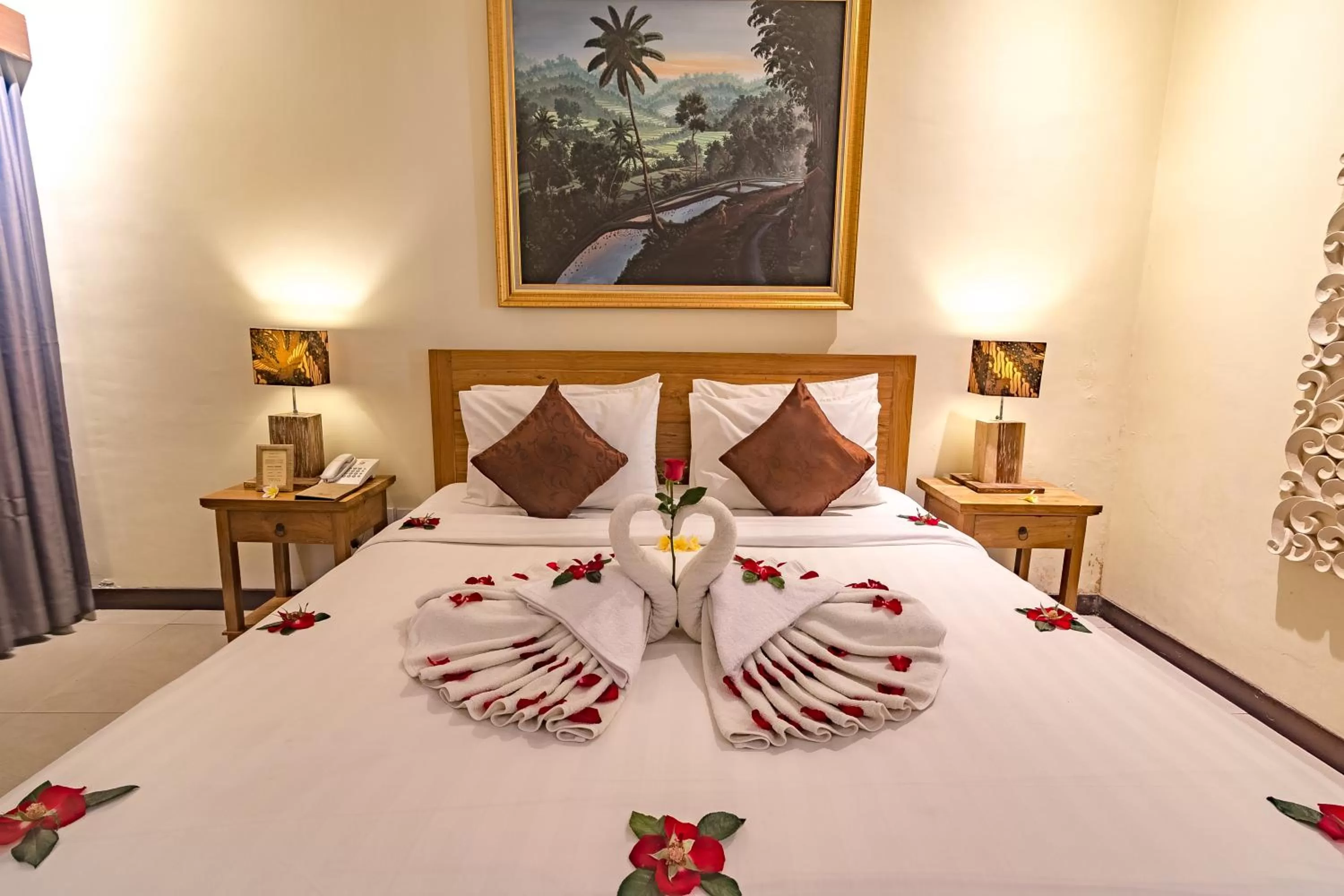 Bed in Alamdini Resort Ubud