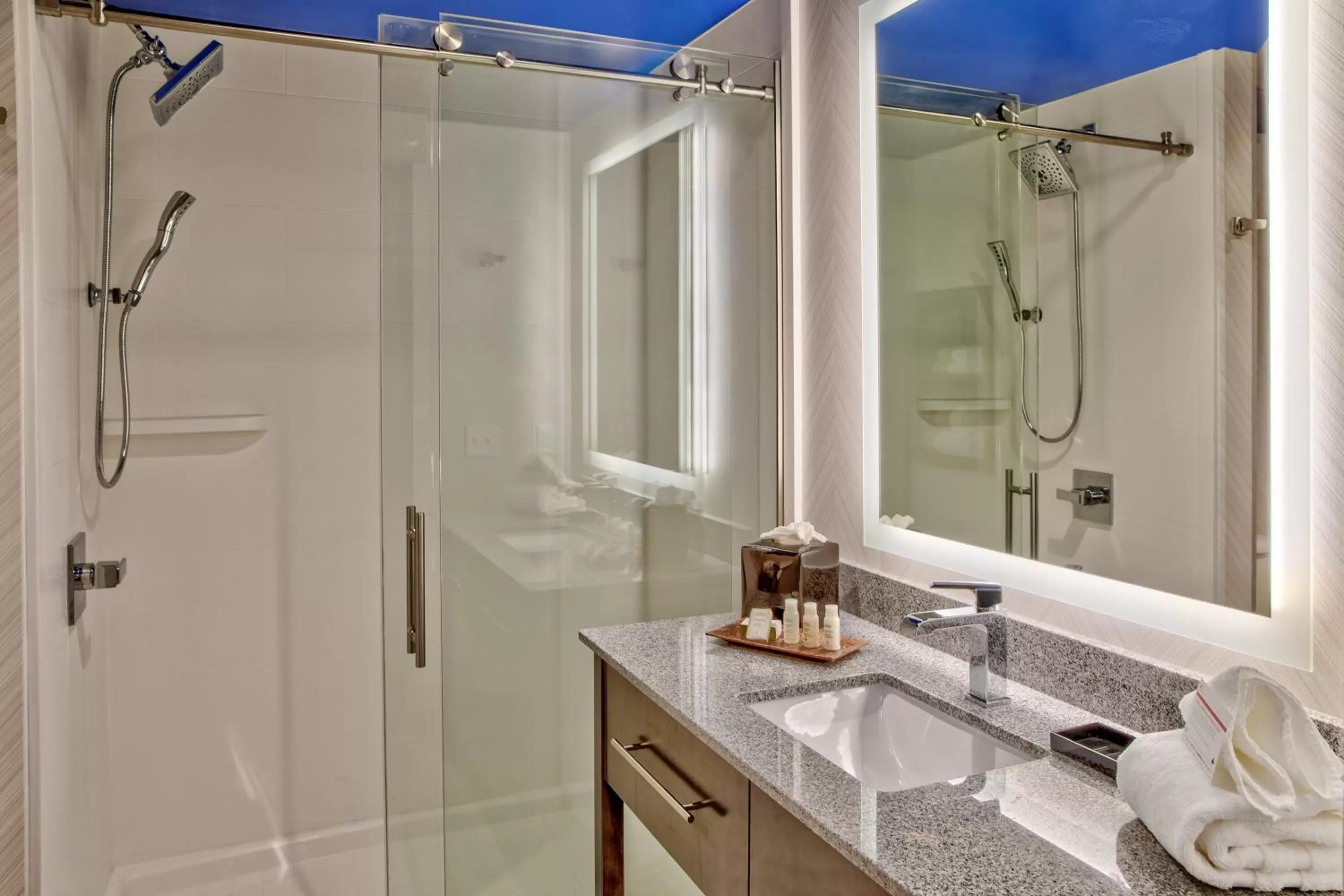 Bathroom in Hotel Indigo Pittsburgh University - Oakland by IHG