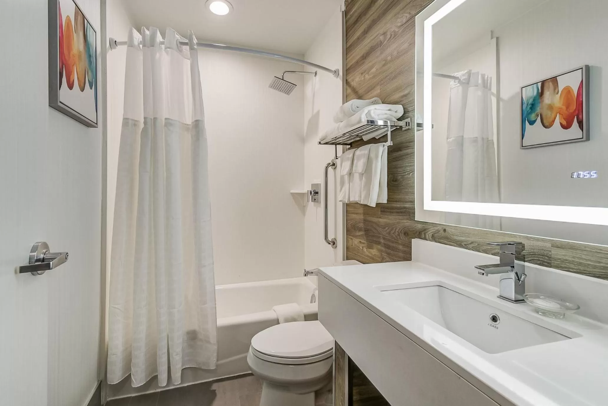 Bathroom in EST Hotel