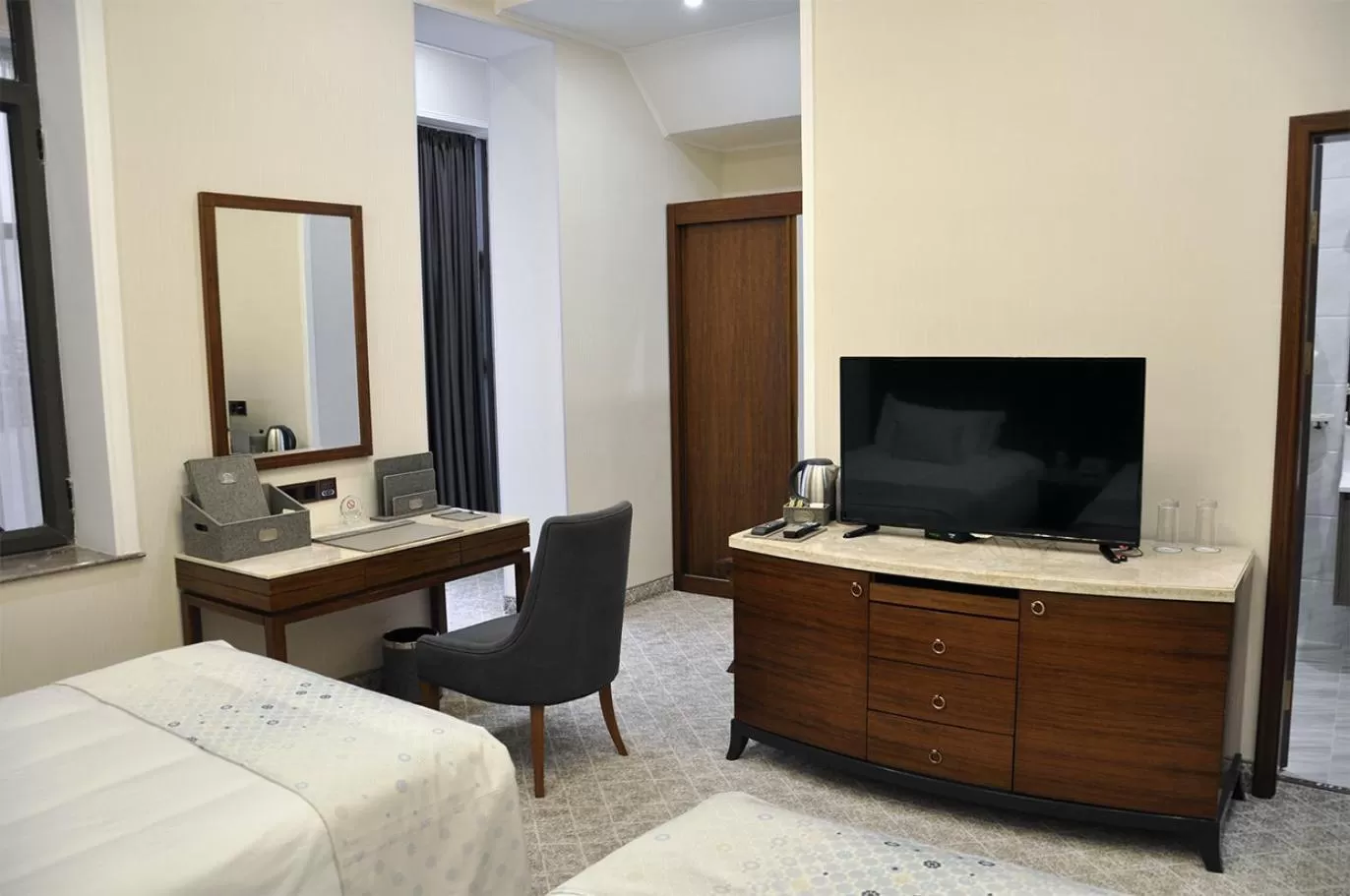 Bed in Parliament Palace Hotel