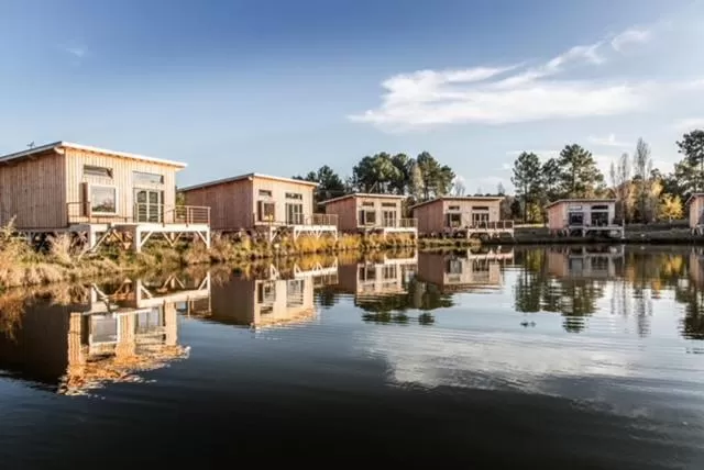 Écolodges du Golf du Sauternais