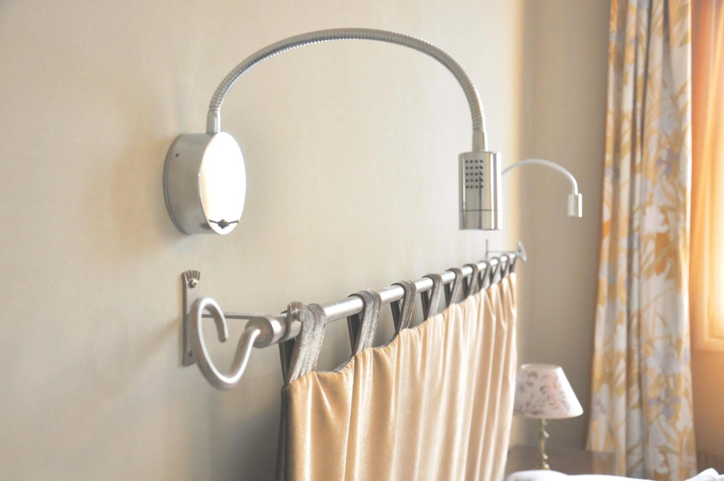 Decorative detail in Hôtel de France