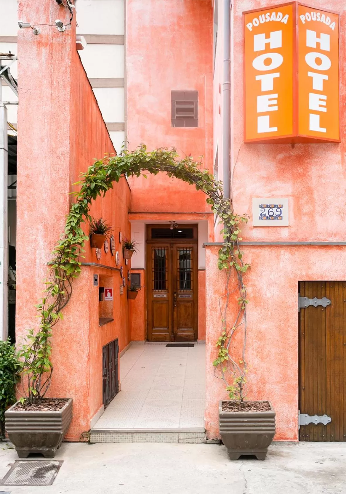 Property building in Hotel Residenza - 400m do inicio da Av Paulista e Metrô Paraiso