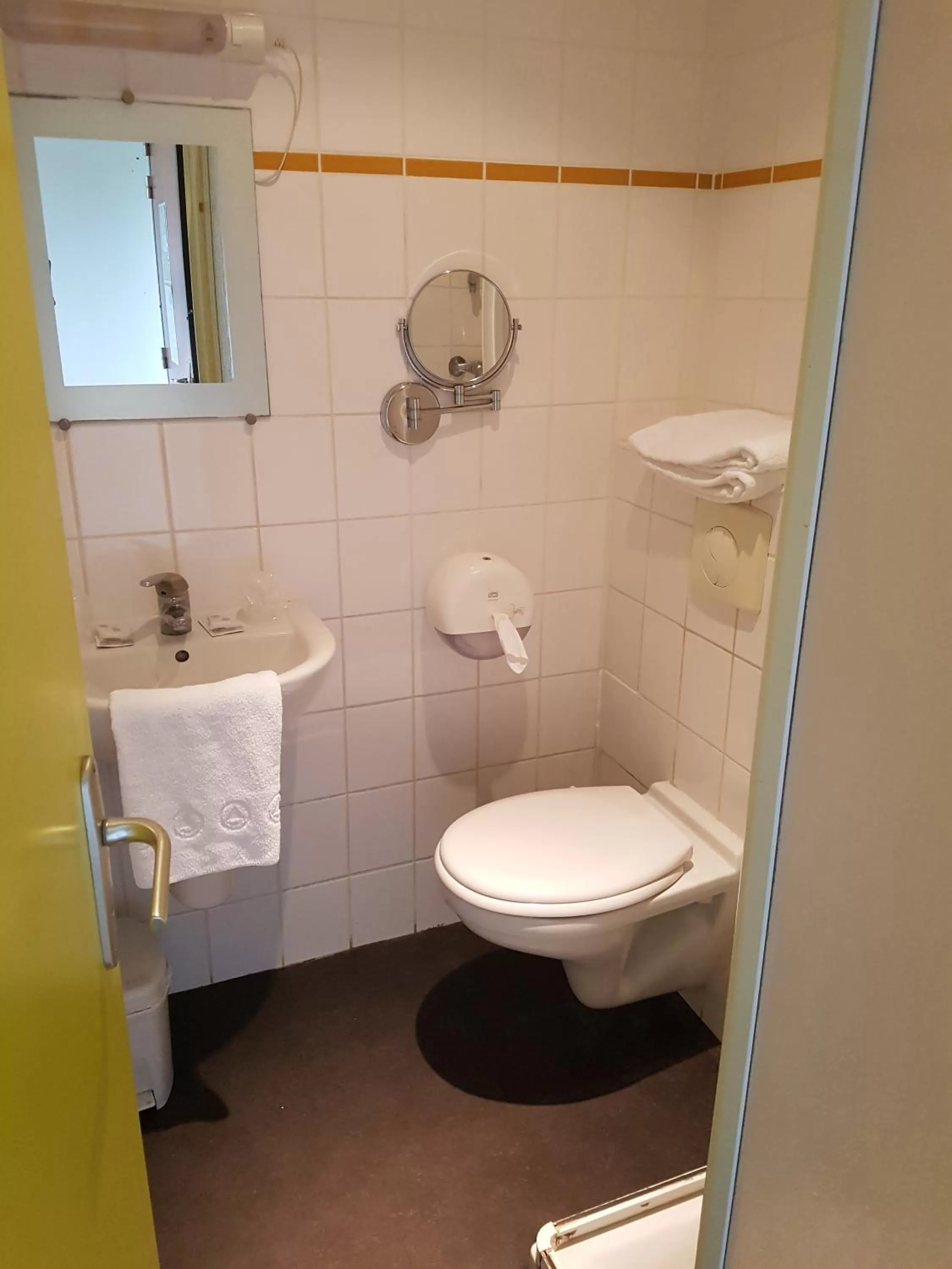 Bathroom in Hotel Au Spatial