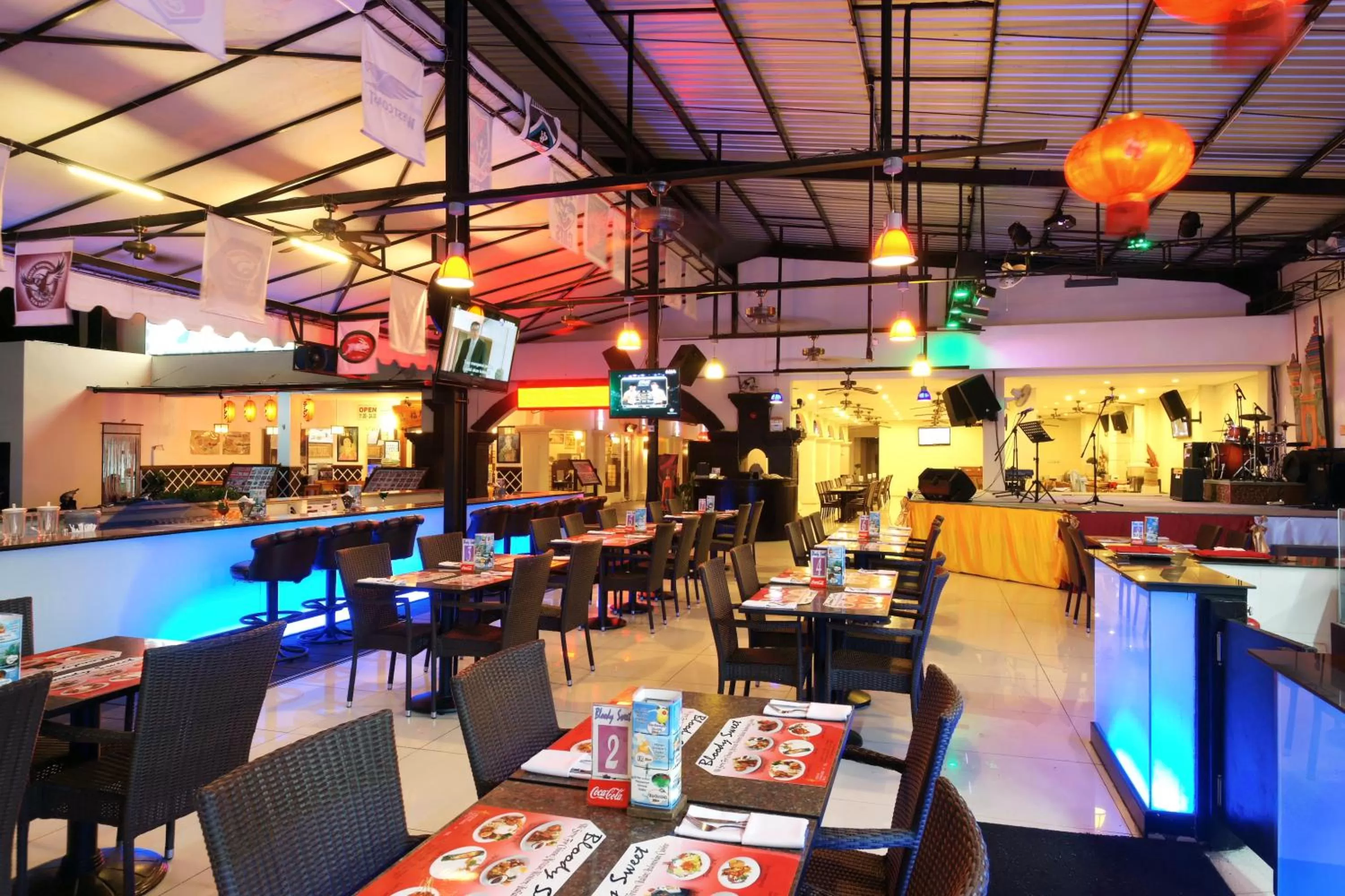 Restaurant/places to eat in Legian Paradiso Hotel