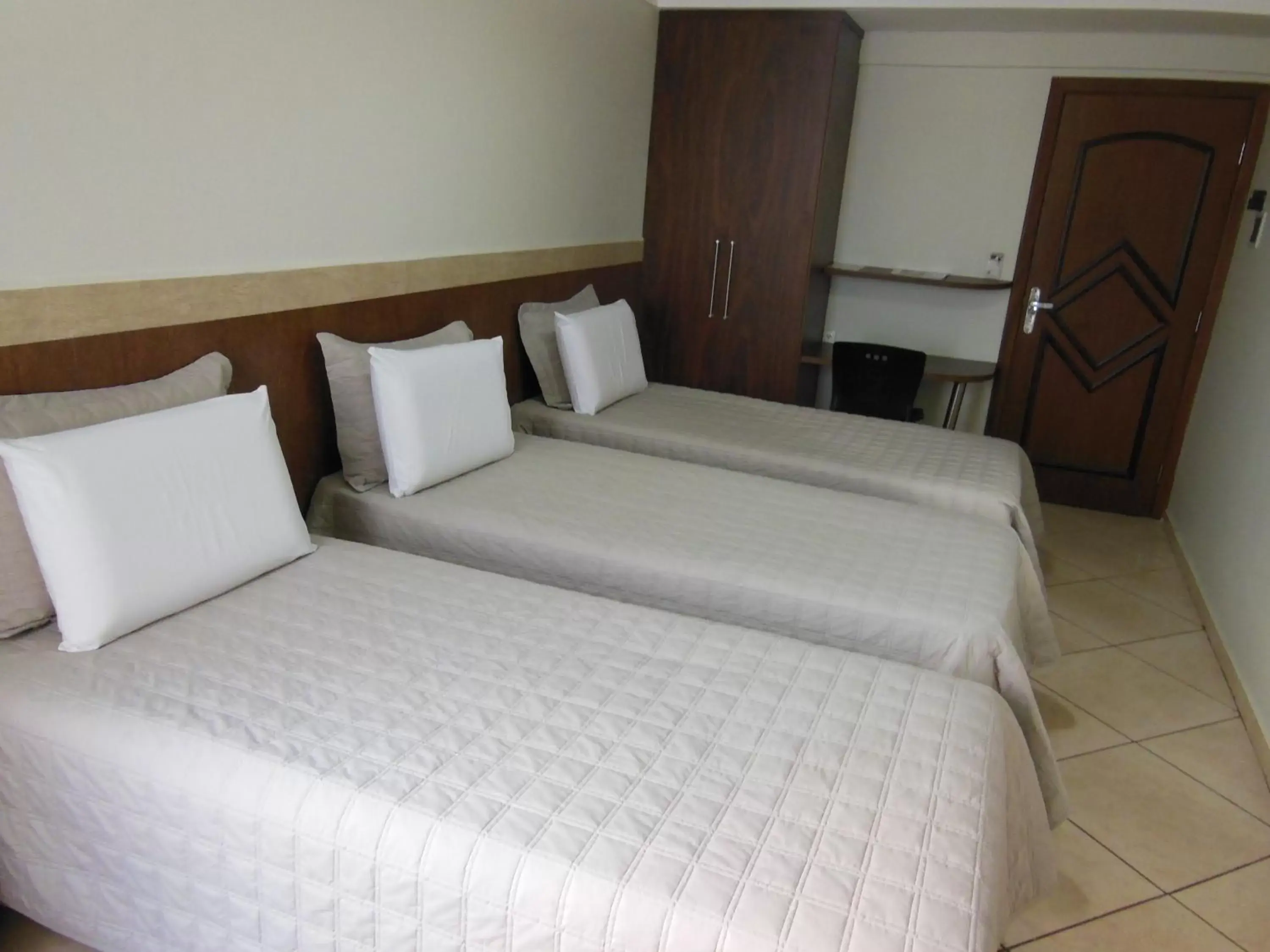 Triple Room with Three Single Beds in Alfa Plaza Hotel Triple Room with Three Single Beds in Alfa Plaza Hotel