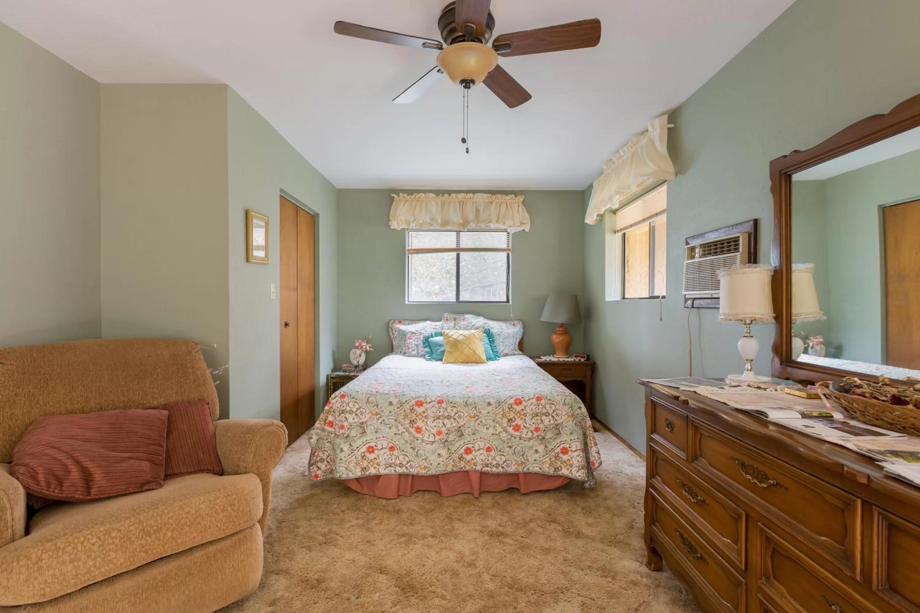 Bed in Crown King Cabins Bradshaw