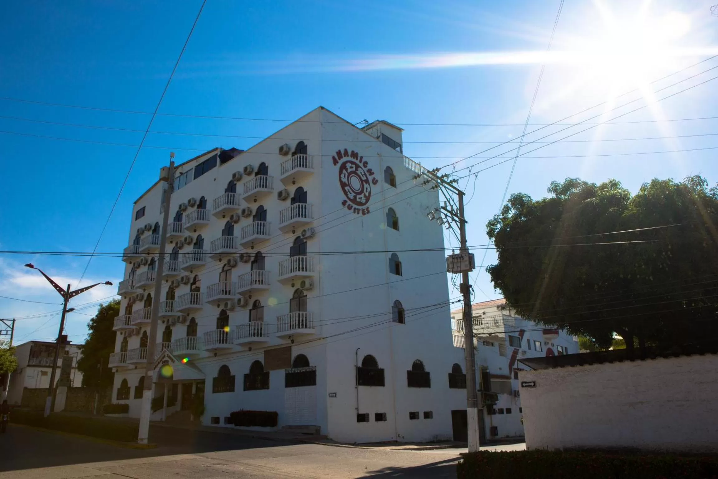Facade/entrance, Property Building in Hotel Anamichu Suites